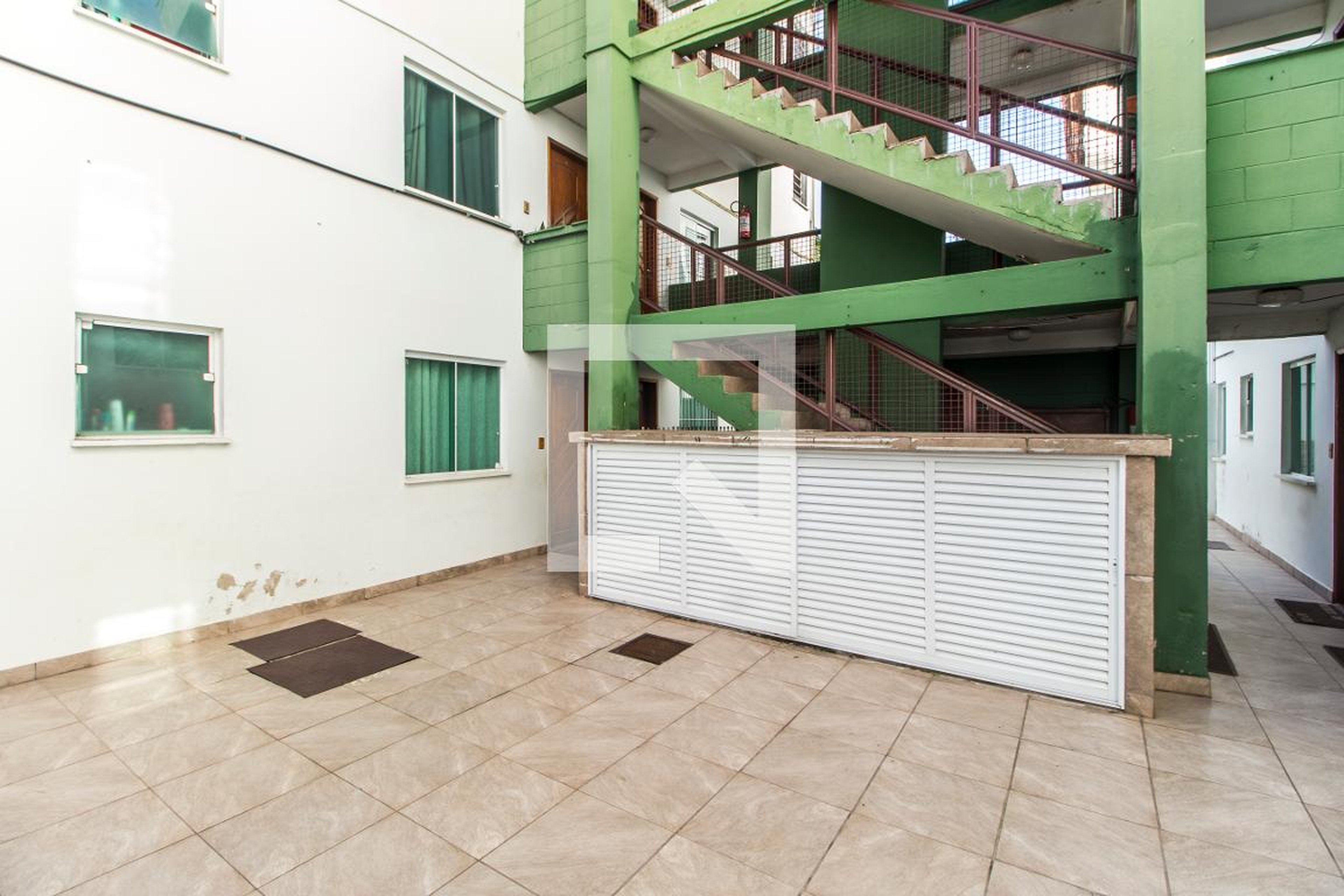 Área comum Condomínio em Avenida Marginal Direita, 0