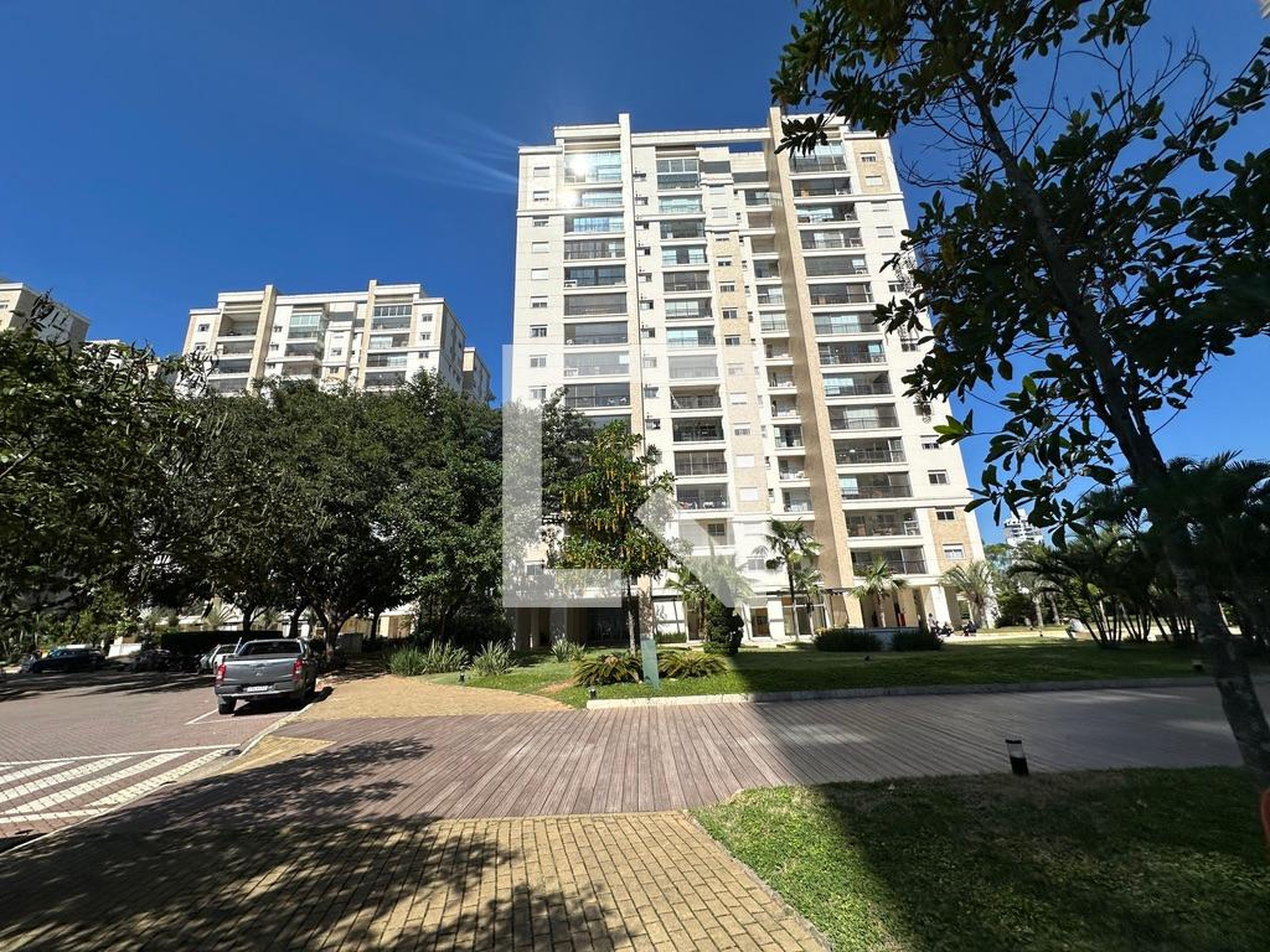 Fachada Edificio Alpha Vita