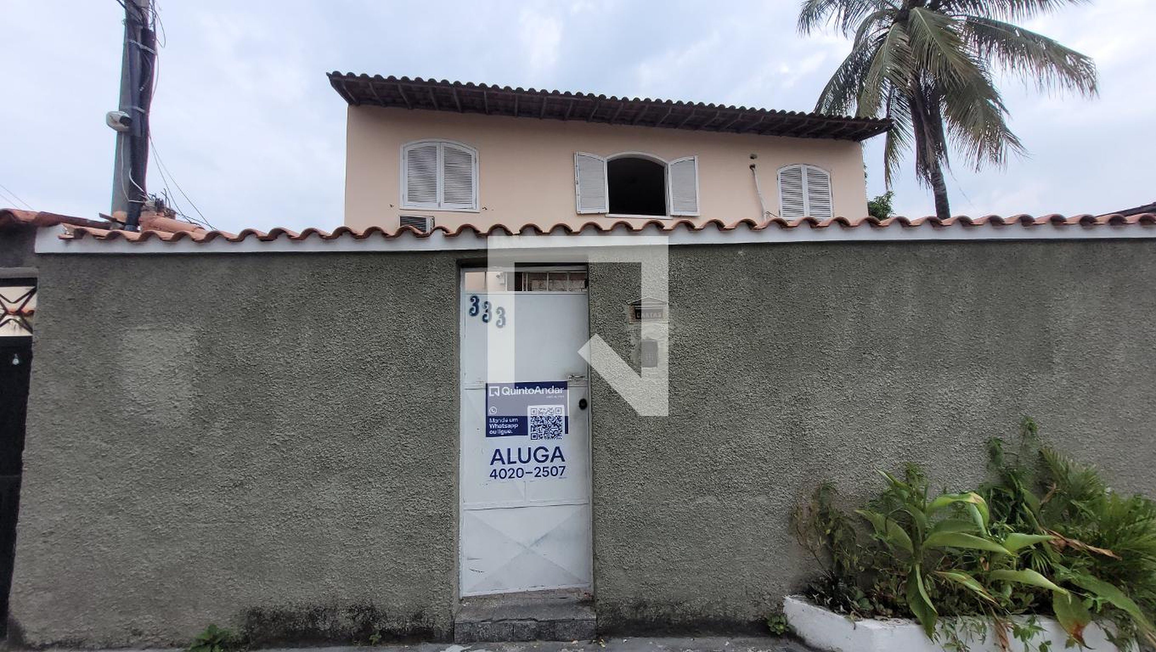 Fachada Condomínio em Rua José de Queiros, 333