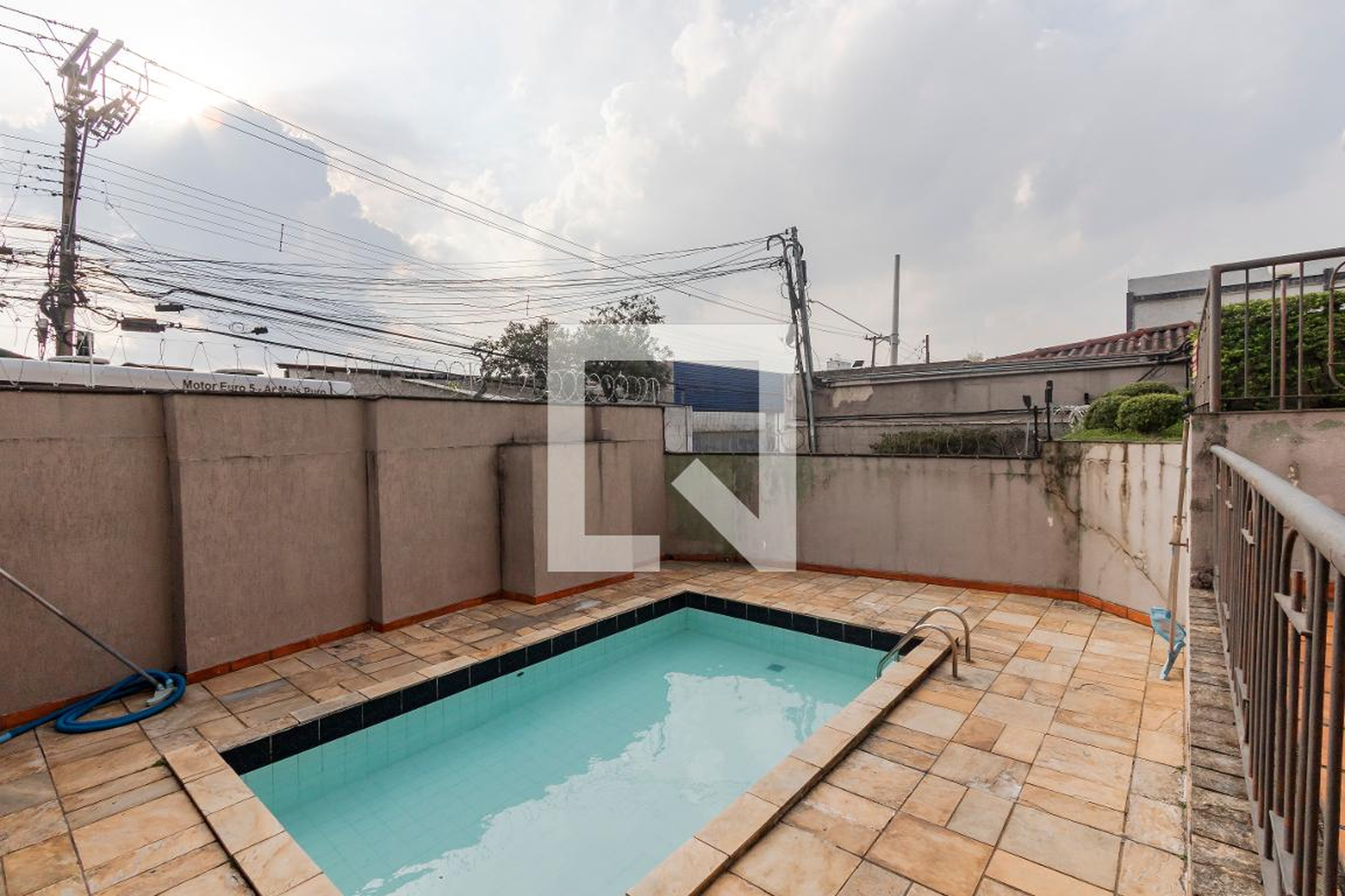 Piscina - Edifício Itaici