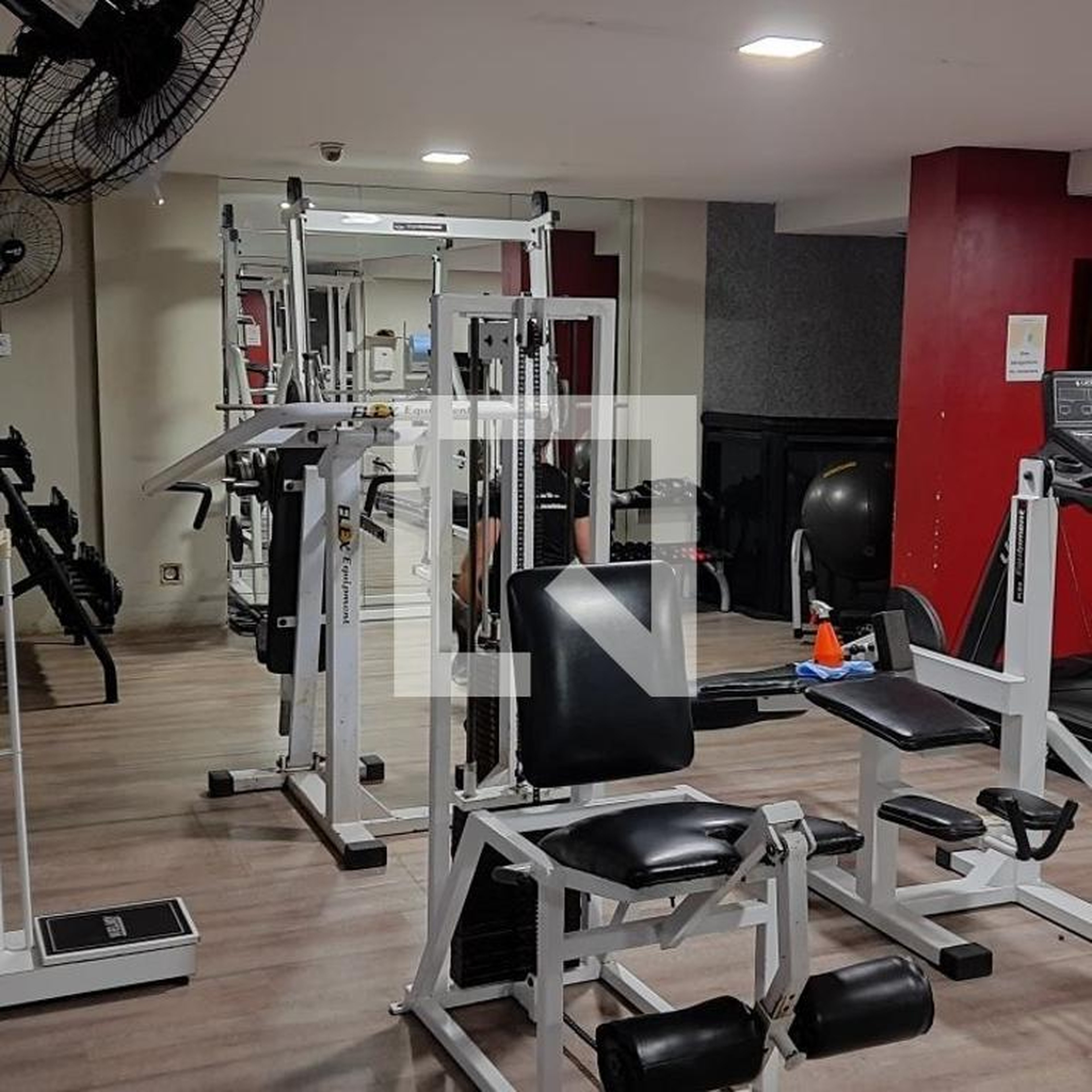 Área externa - Grand Bay Resid Service