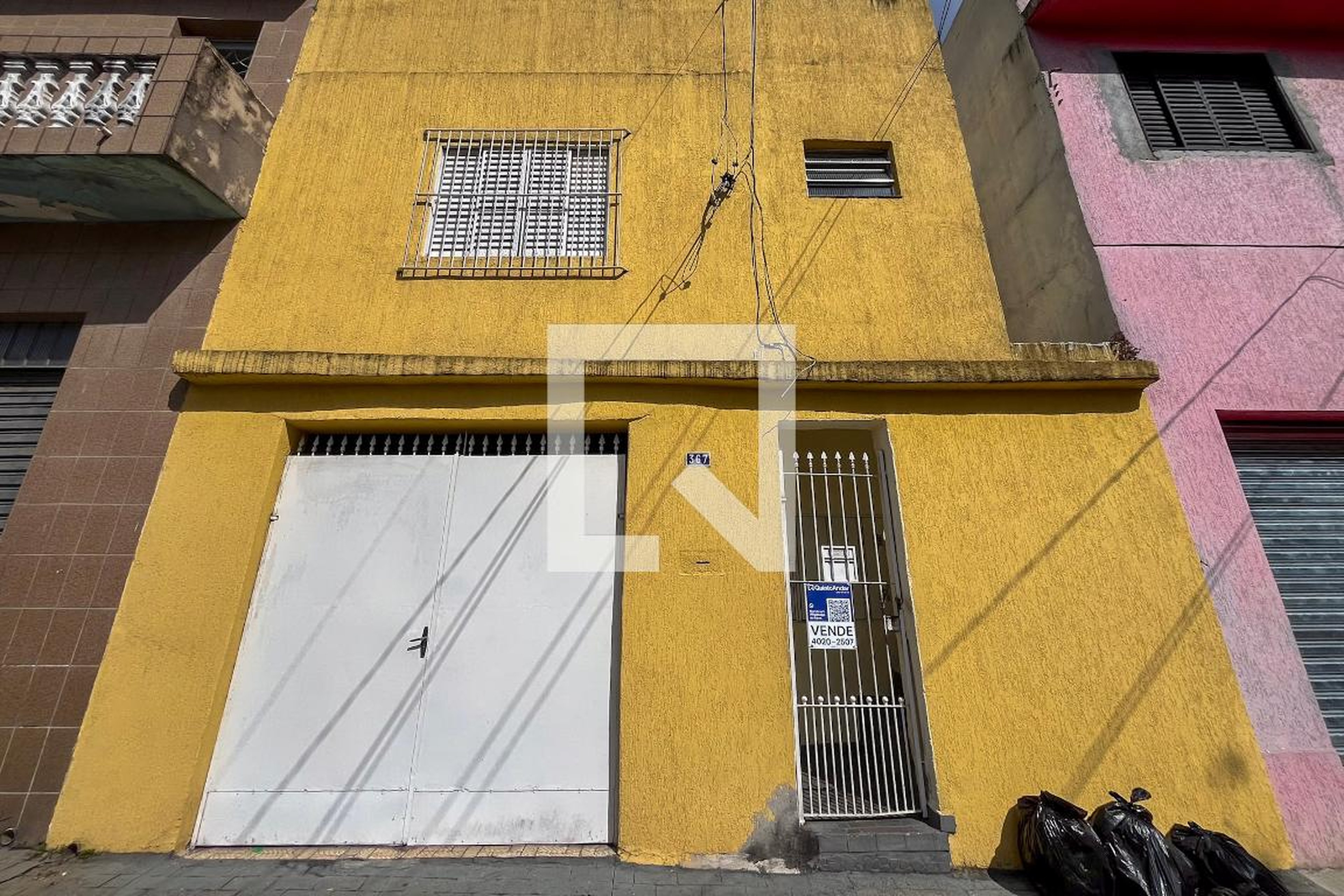 Fachada Condomínio em Rua Engenheiro José Bueno Bicalho, 367