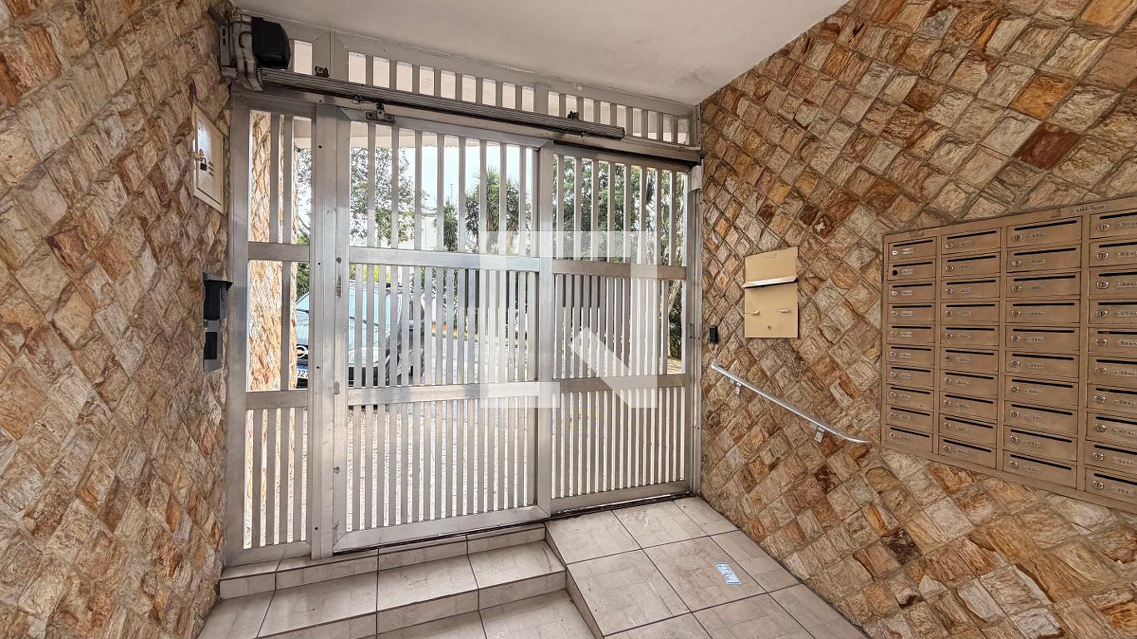 Entrada - Edifício Pitangueiras V