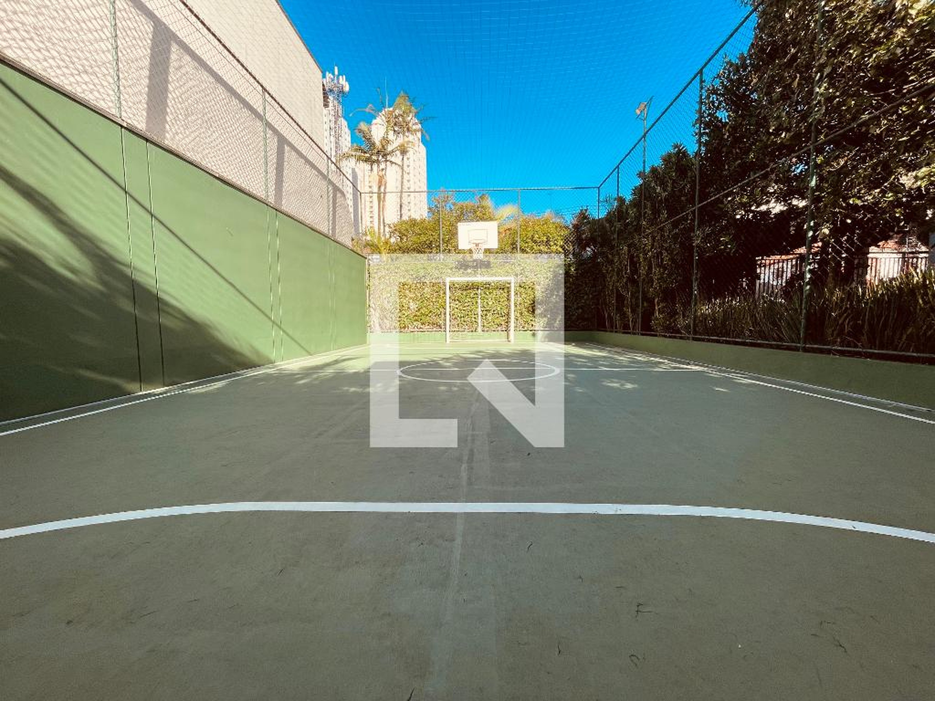 Quadra Esportiva - Legítimo