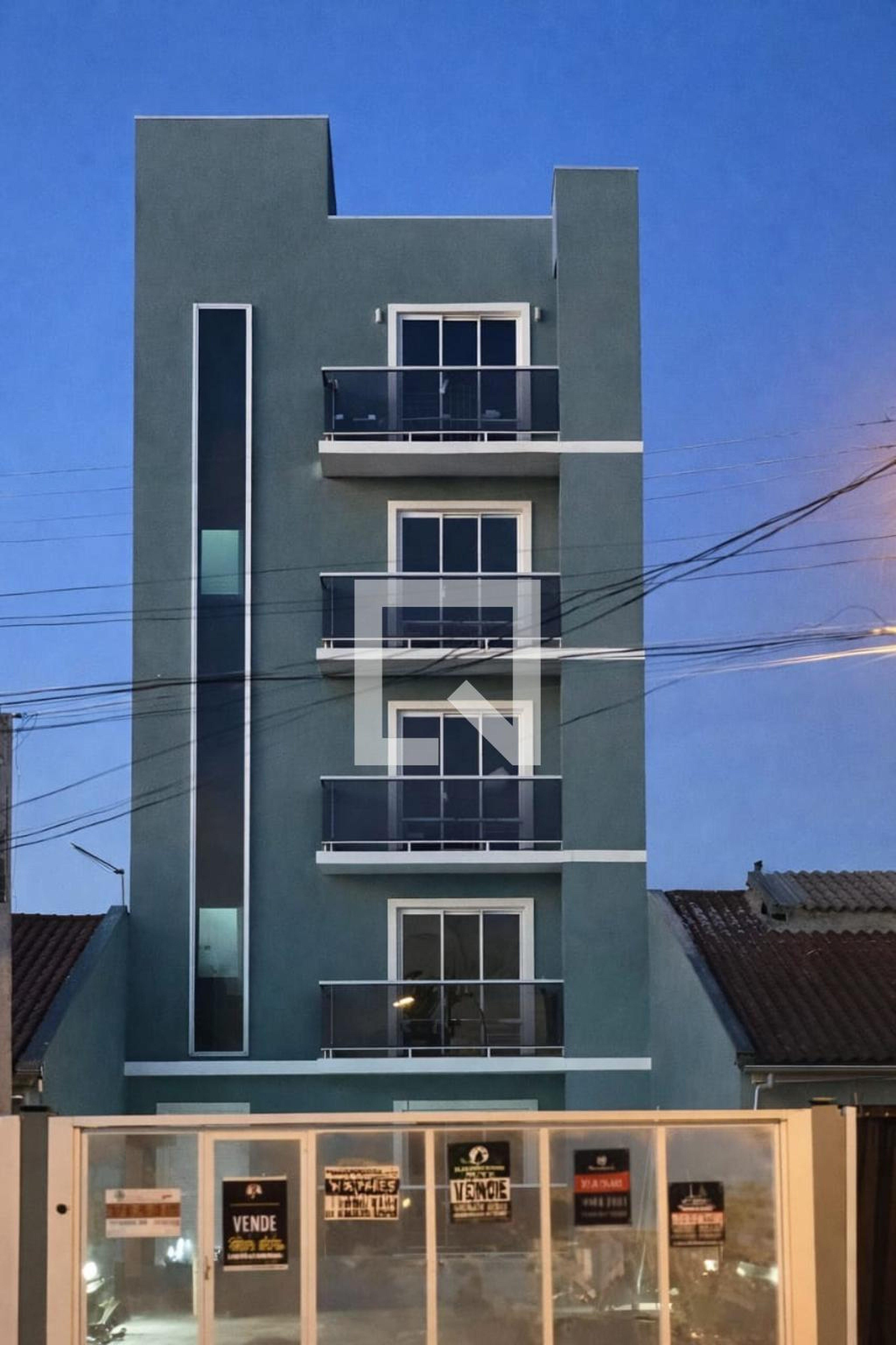 Fachada Condomínio em Rua Pedro Cláudio Monassa, 1658