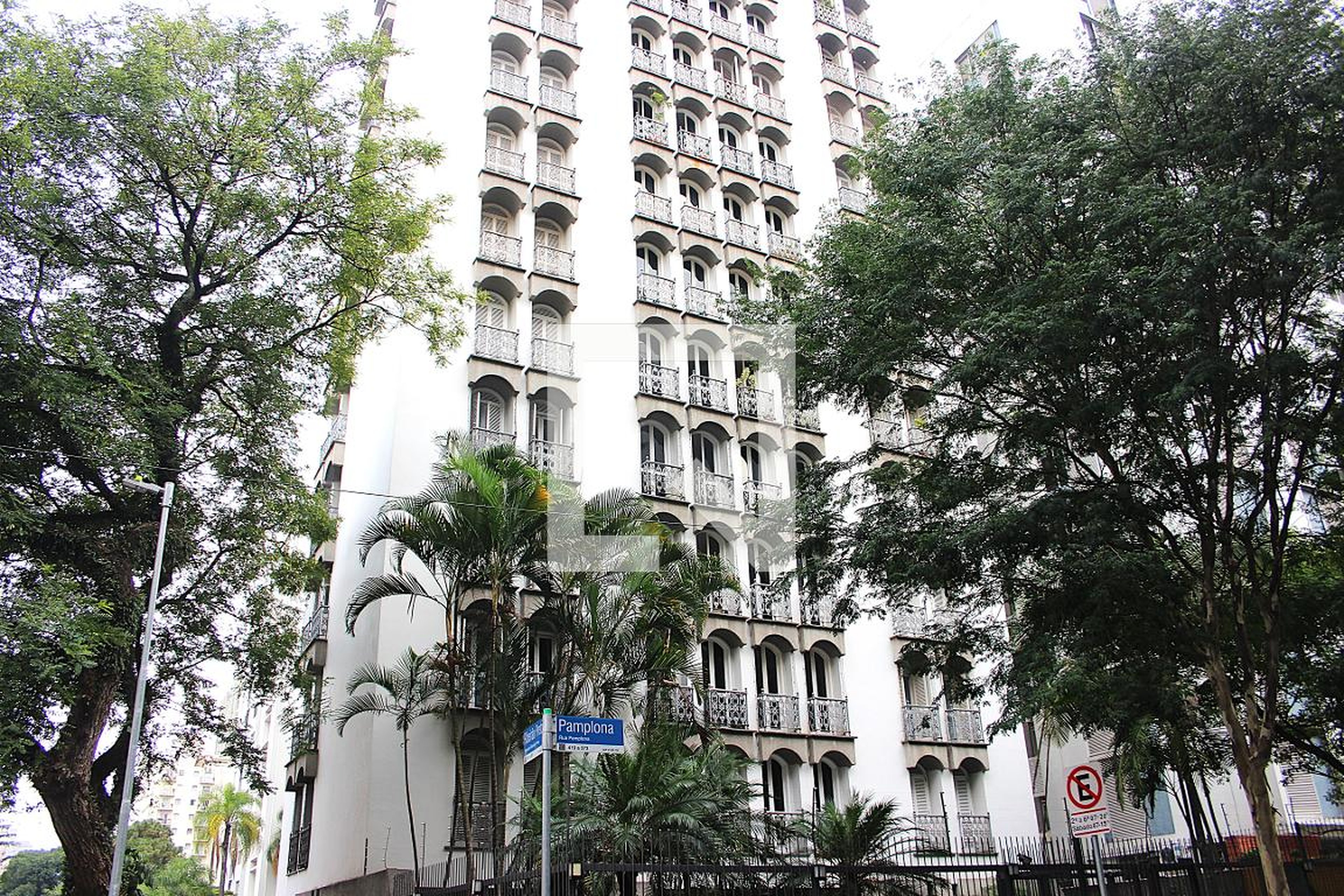 Fachada Edifício Villa Rica
