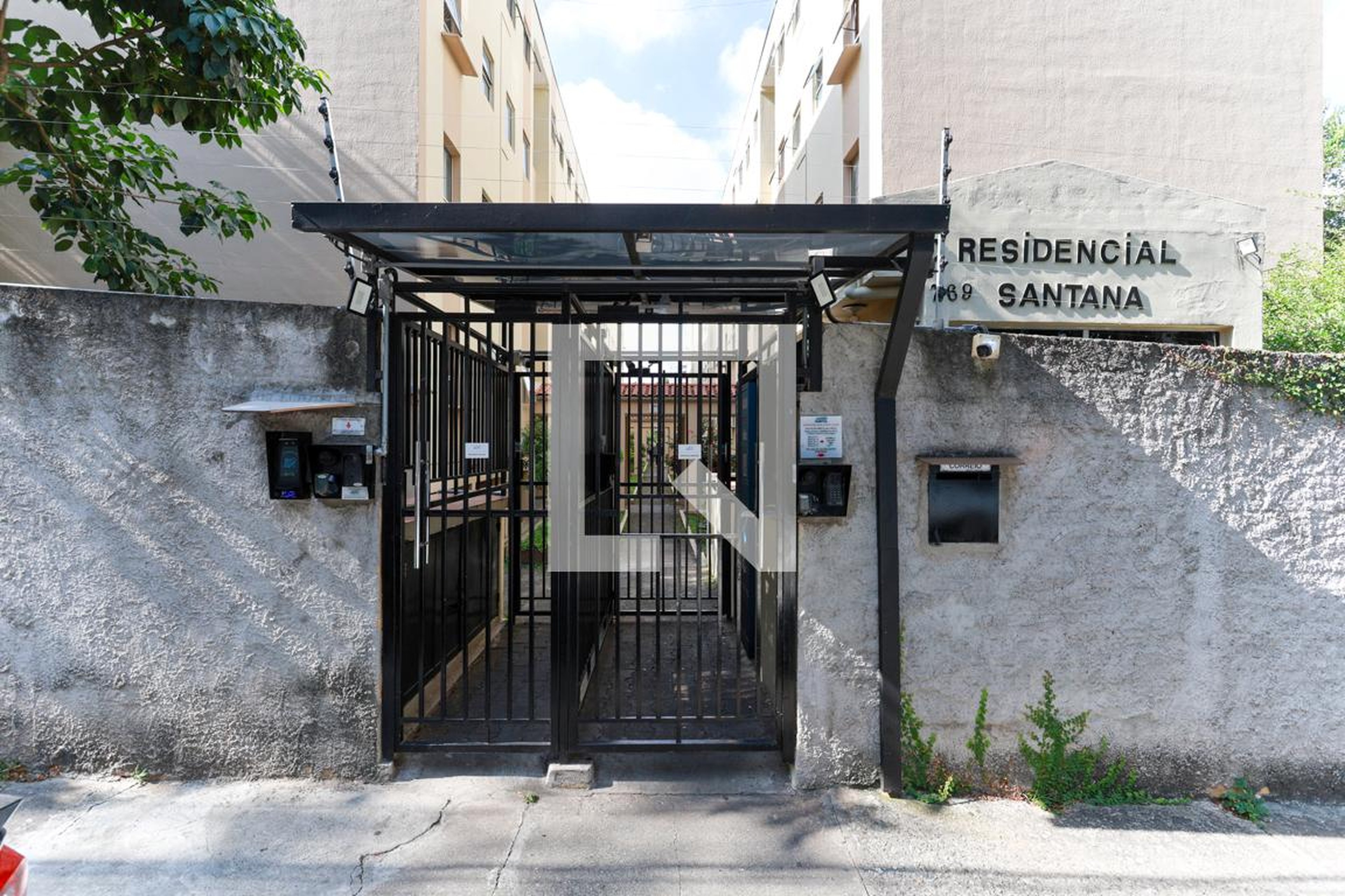 Fachada do condomínio Residencial Santana