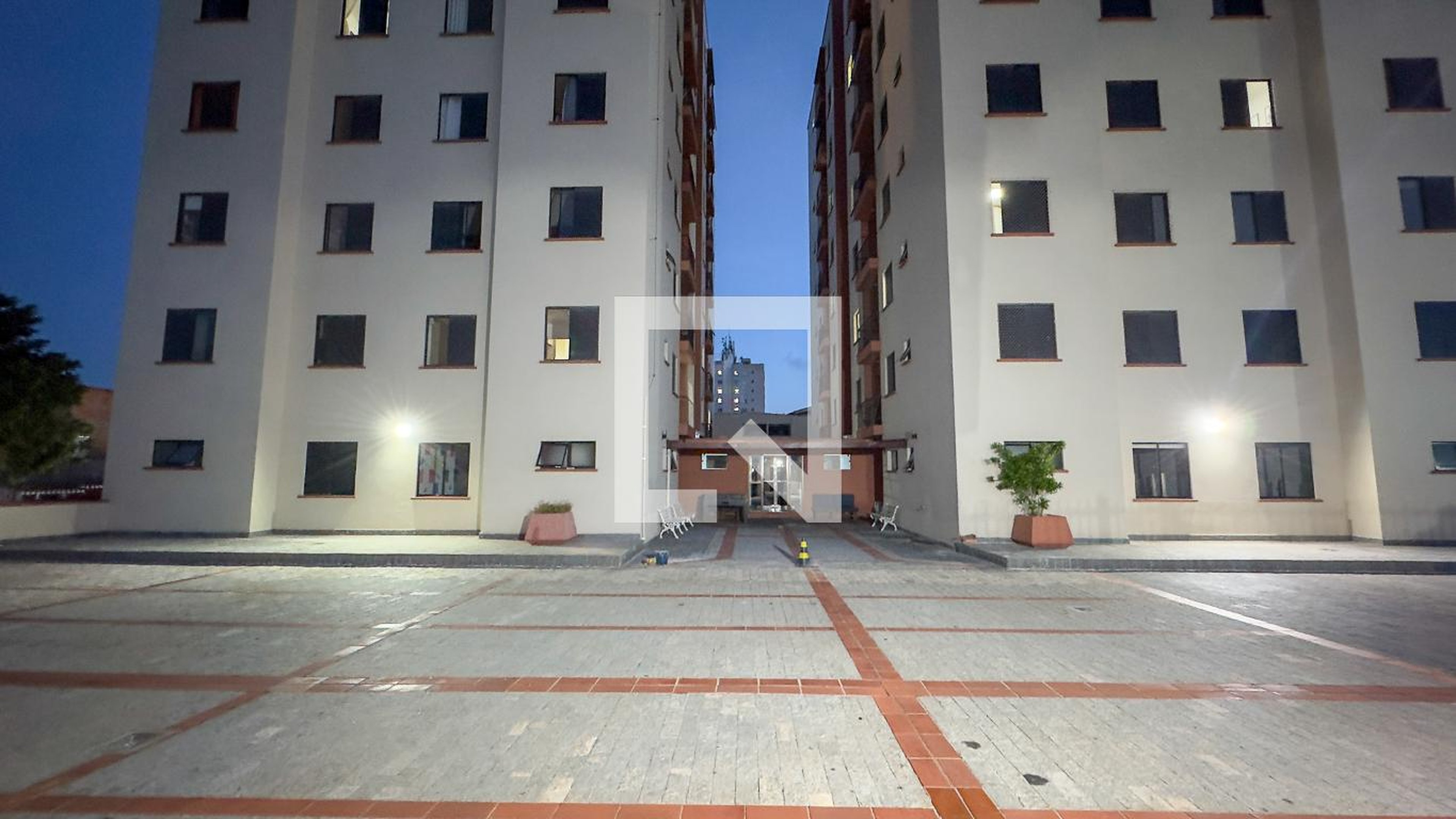 Fachada Condomínio Torre de Murcia