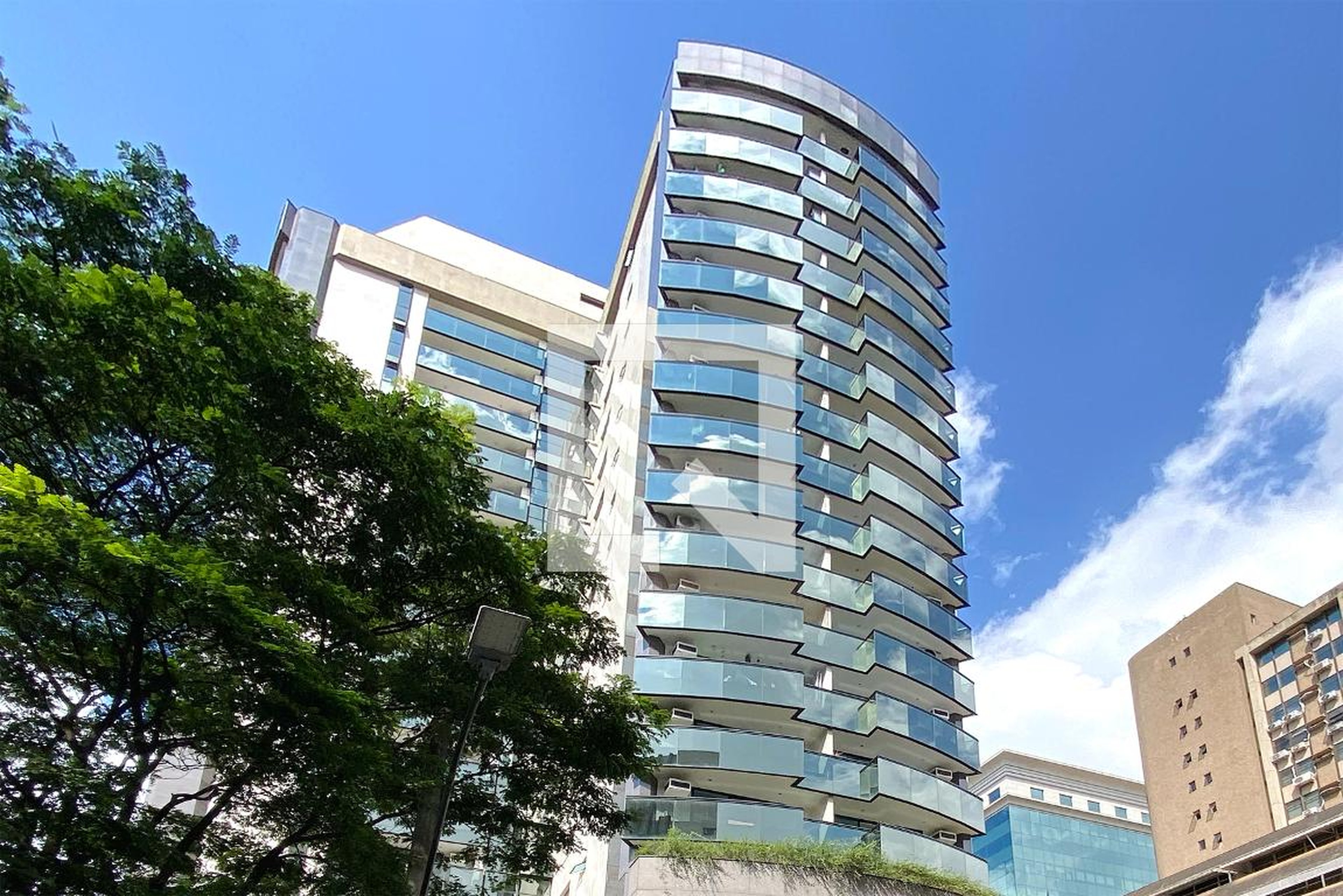 Fachada Edifício Promenade Ianelli