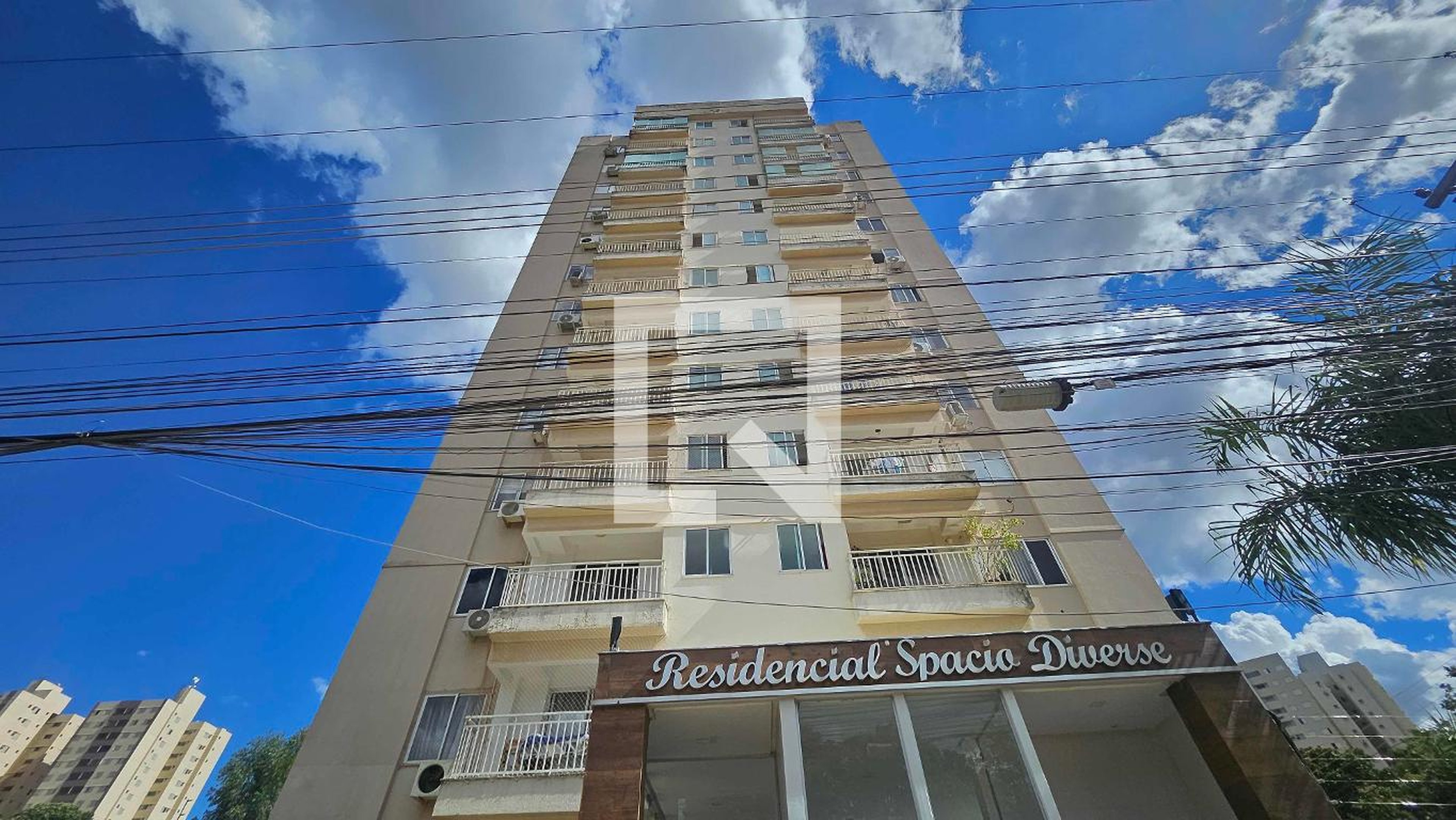 Fachada do Prédio Condomínio em Rua Aporé, 0