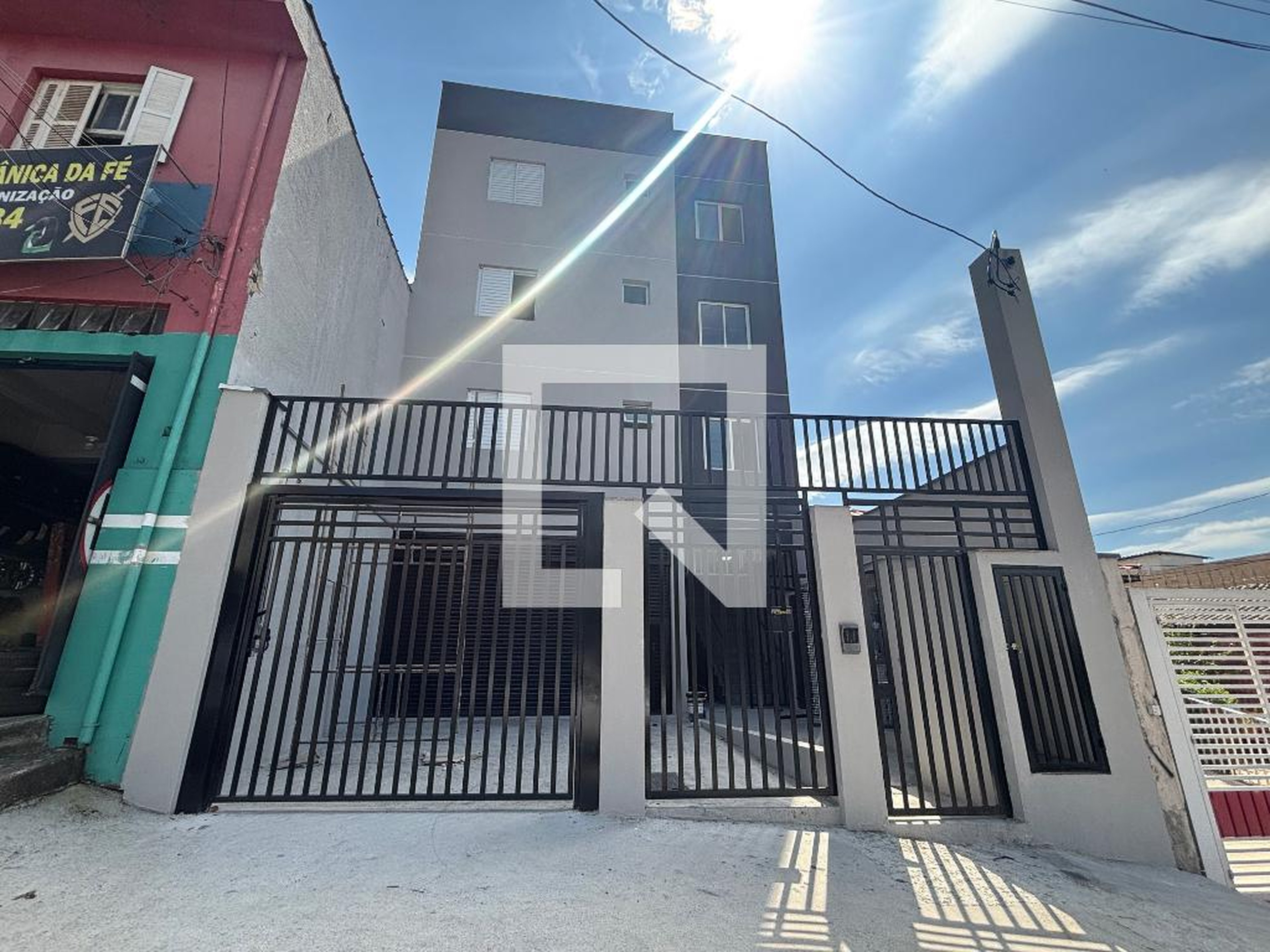 Fachada Condomínio em Avenida Fagundes Filho, 1027