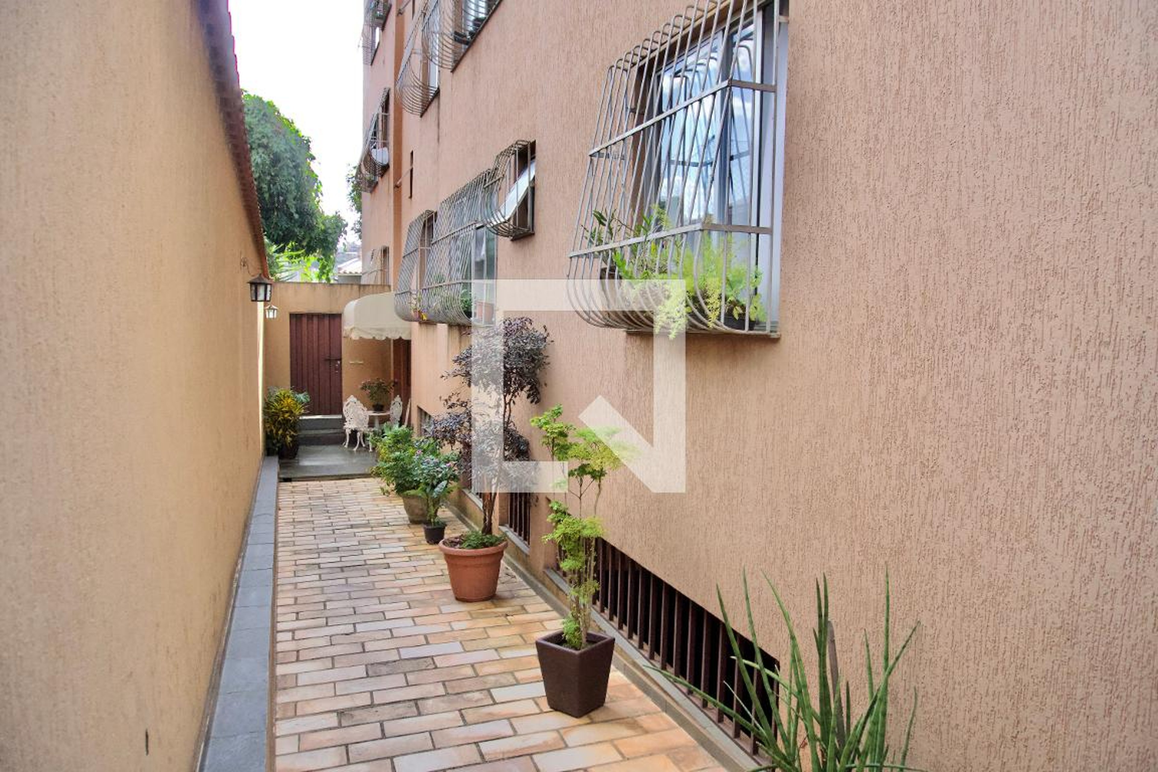 Entrada do Prédio - Edifício Daniela