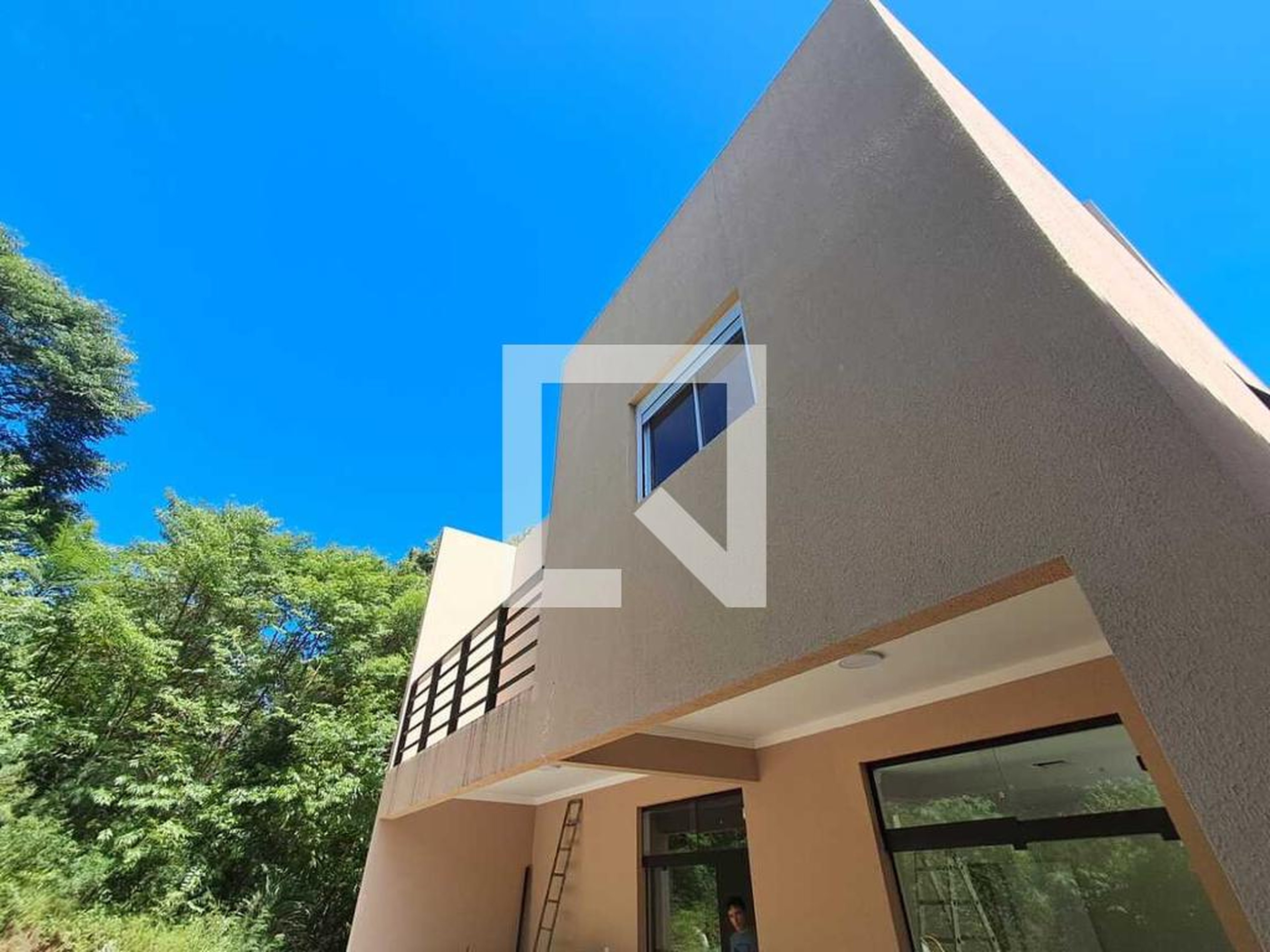 Fachada Condomínio em Servidão Julia Maria Da Rocha, 123