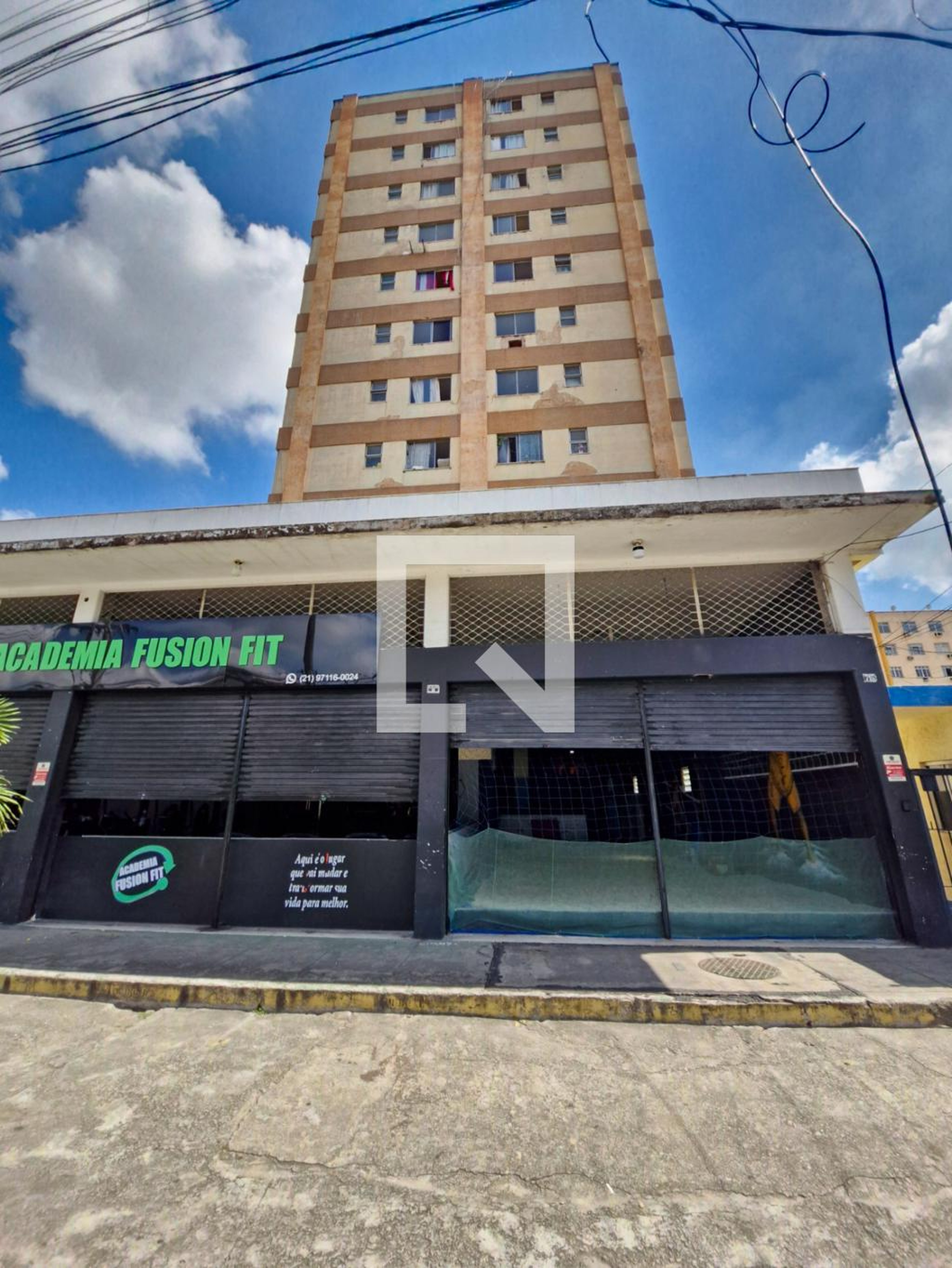 Fachada Condomínio Alferes Tiradentes