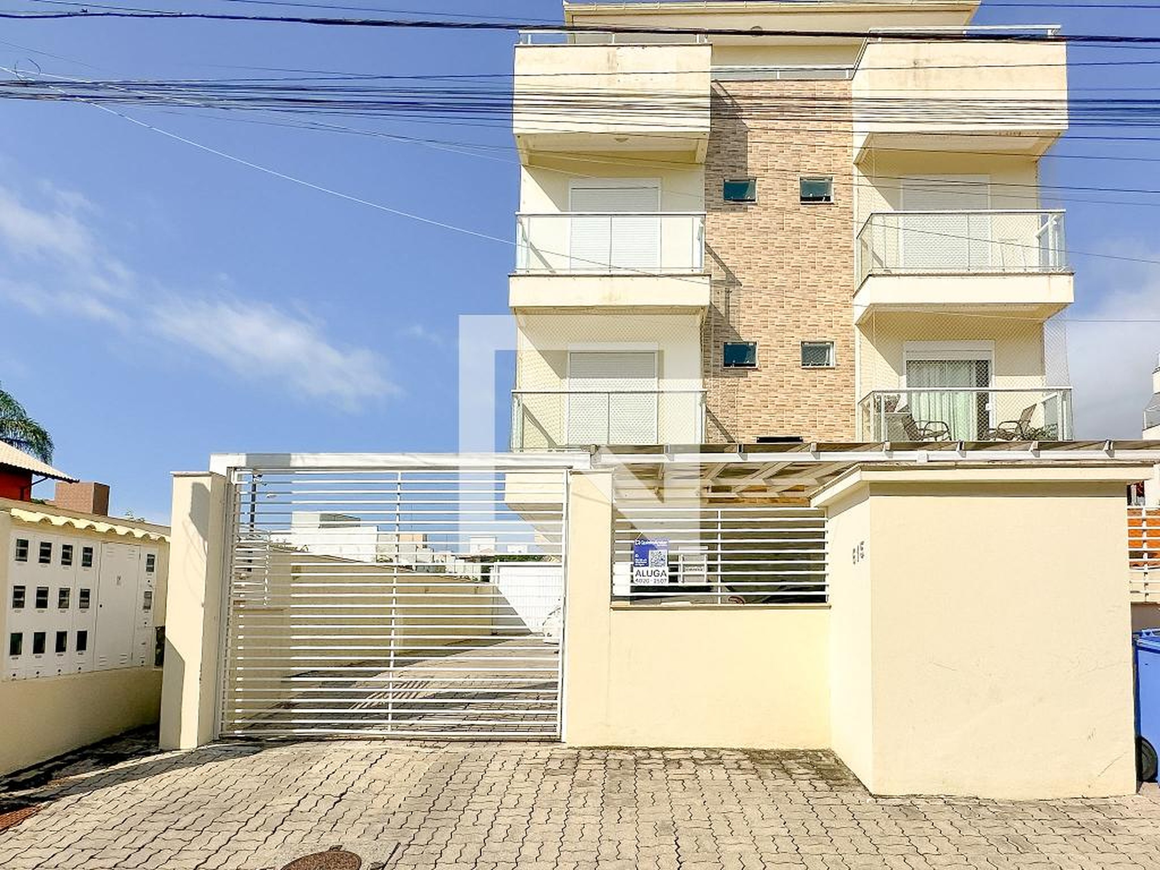 Fachada Condomínio em Rua dos Canudos, 625