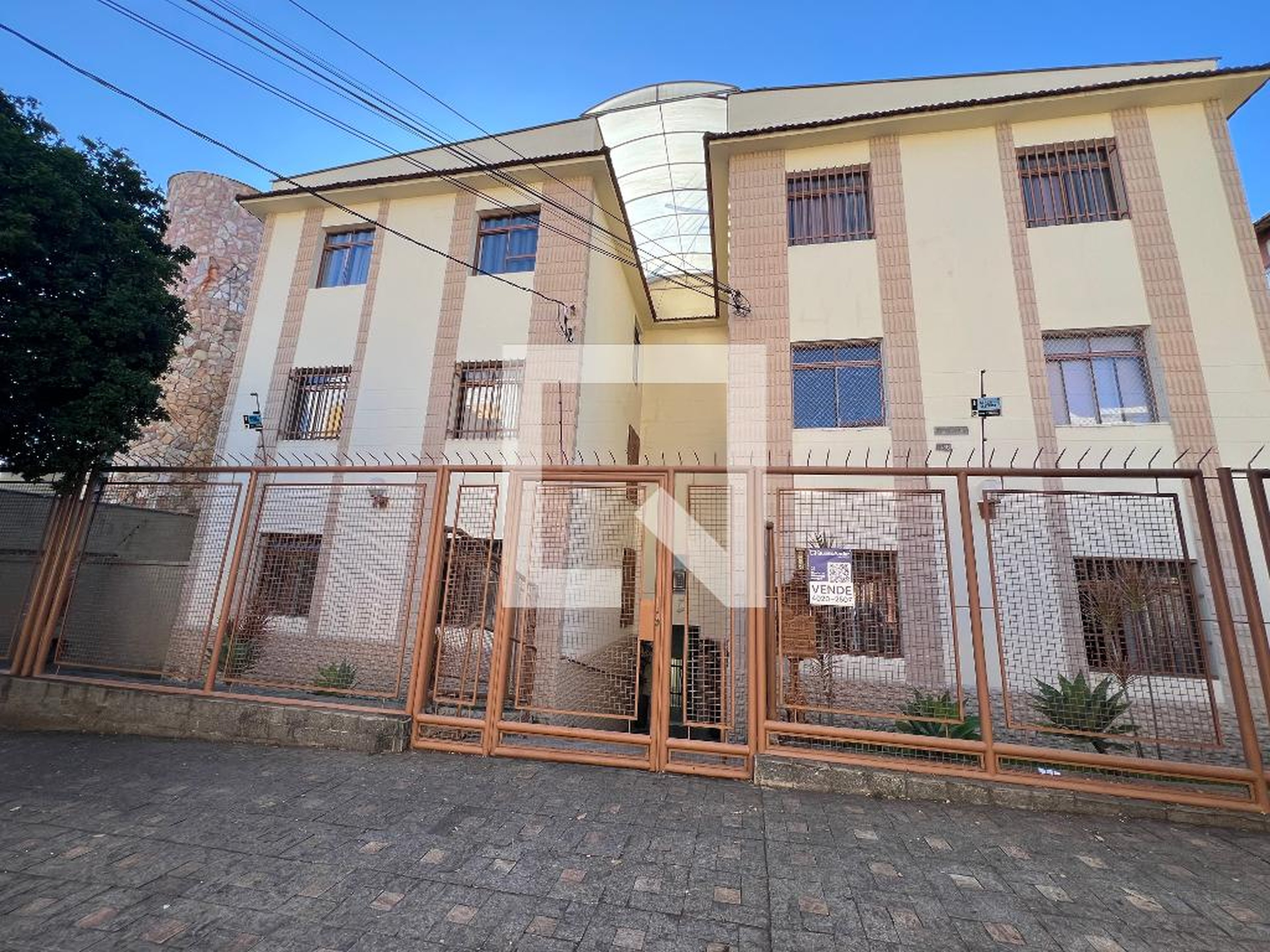 Fachada do Prédio Edifício Daniela