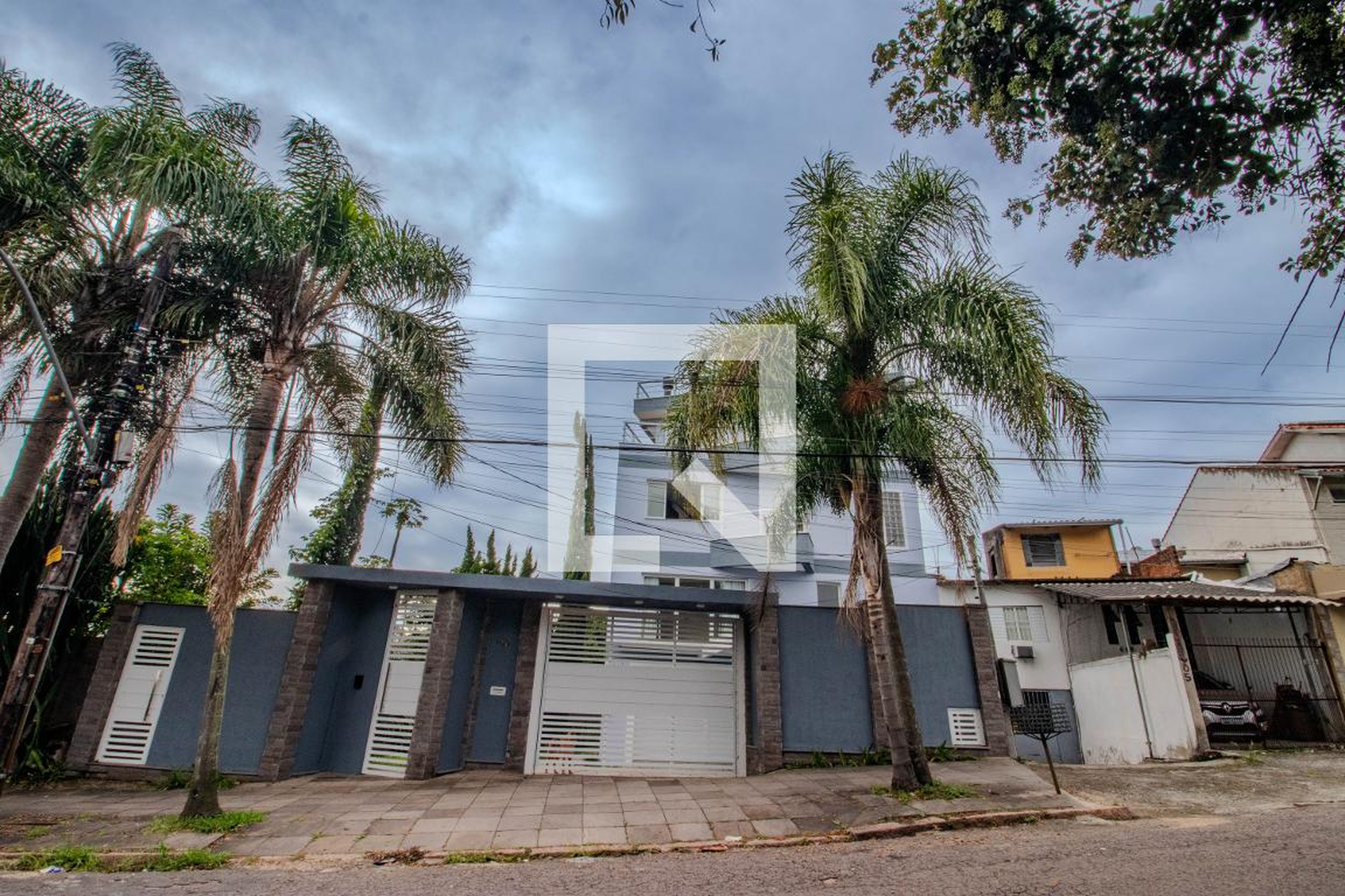Fachada Condomínio em Rua Barão de Bagé, 613