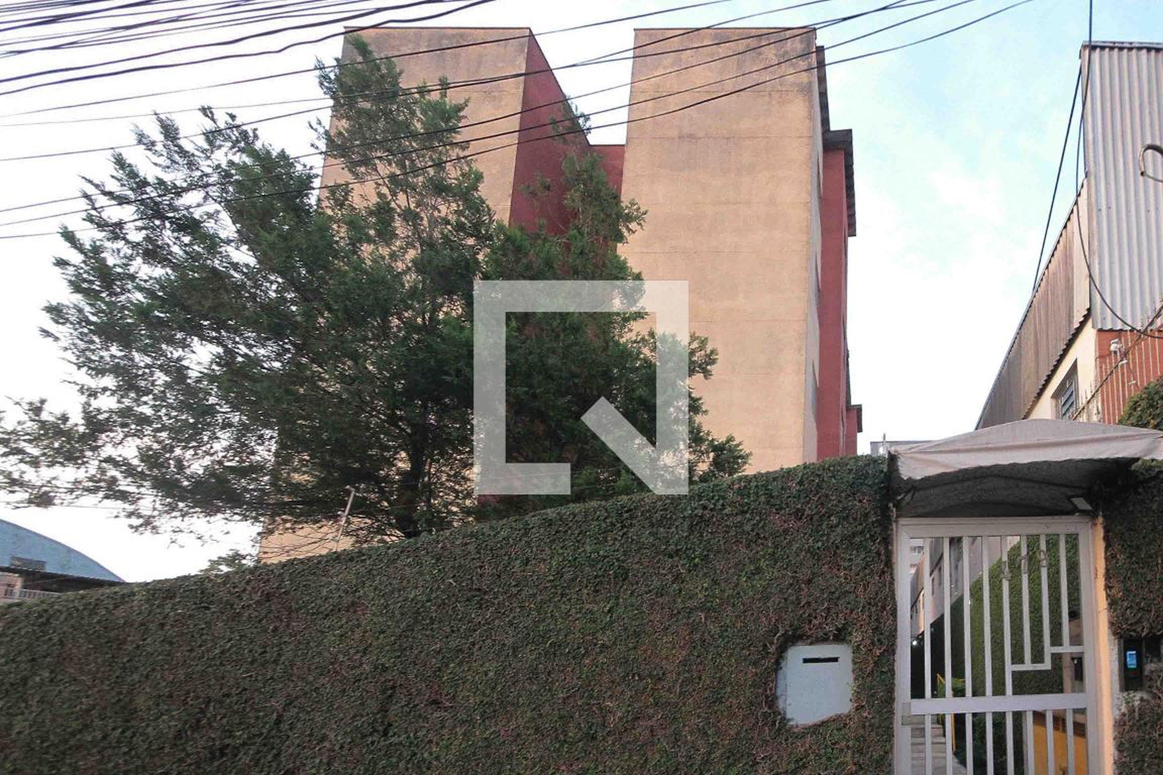 Fachada Condomínio Vila Ema