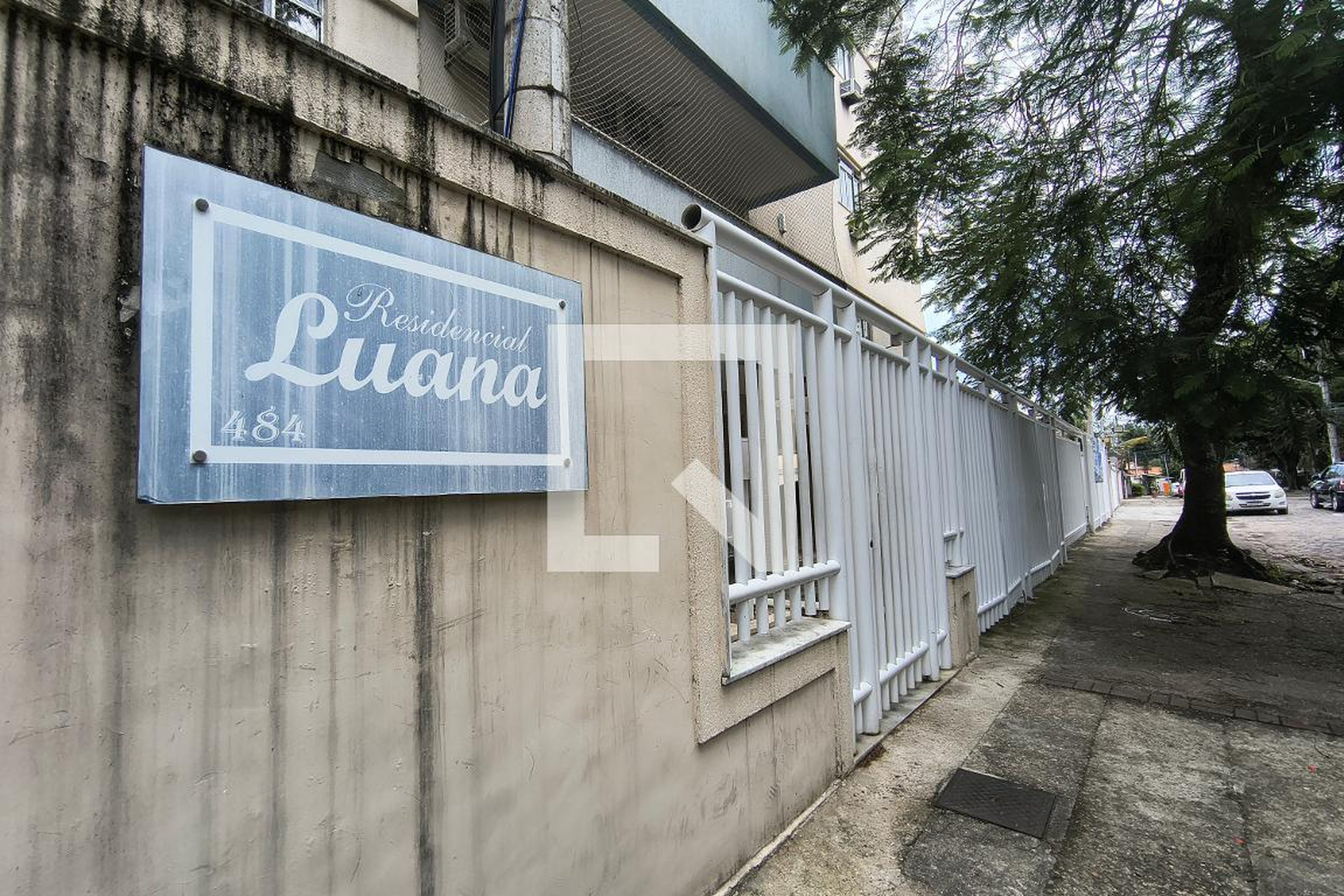 Fachada do condomínio Edifício Luana