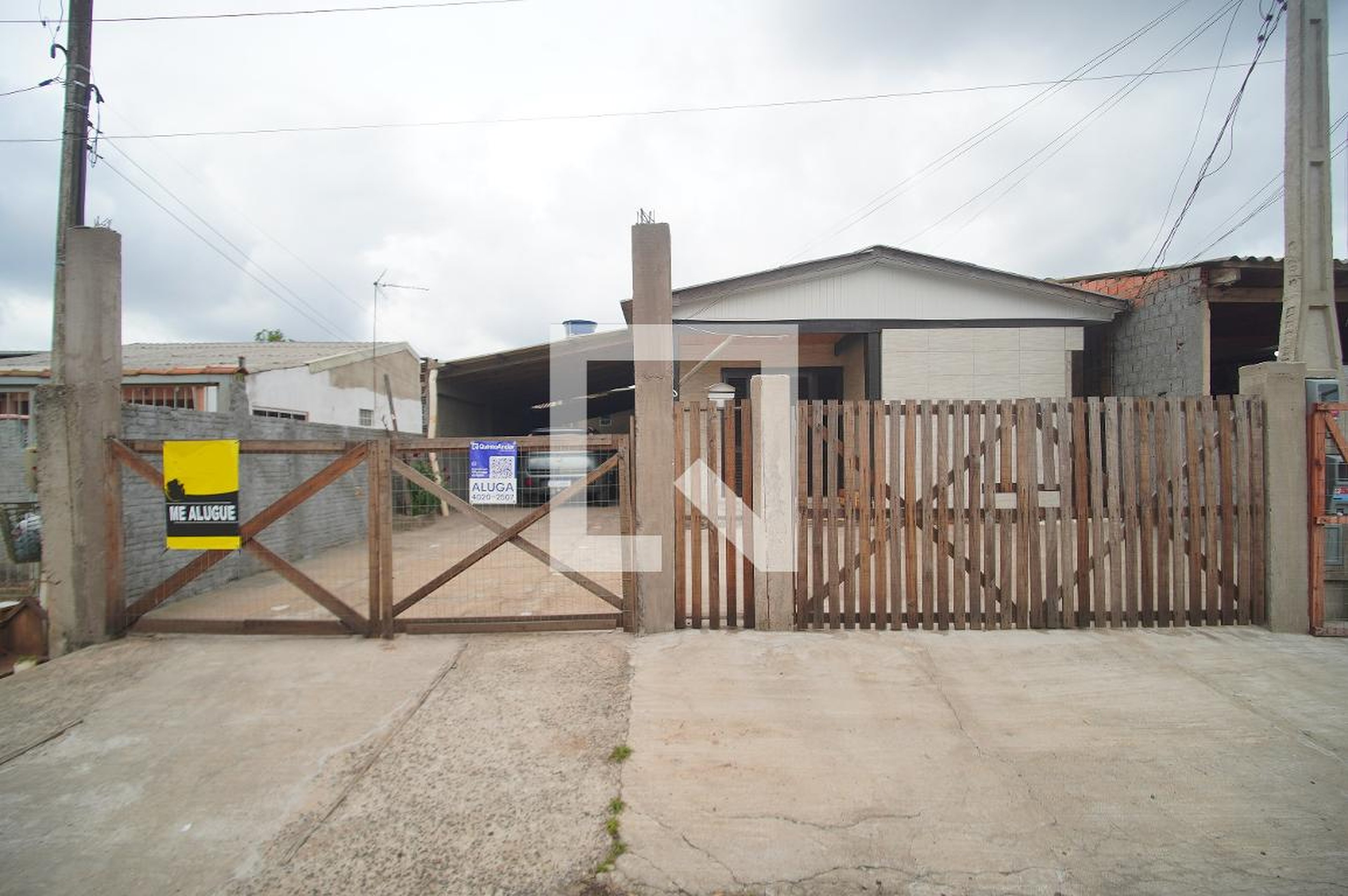 Fachada Condomínio em Rua Cambará, 40