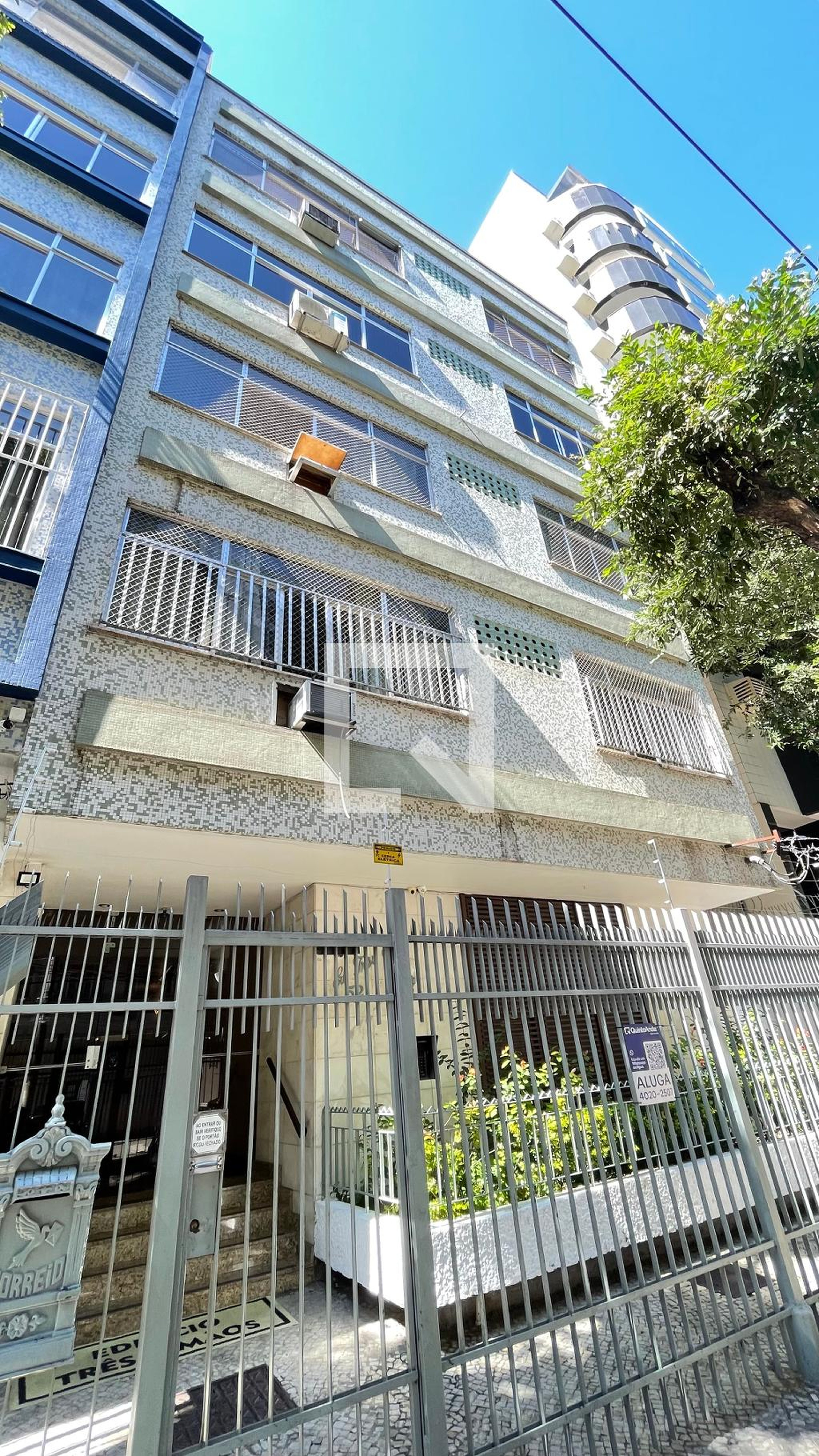 Fachada Edifício Três Irmãos