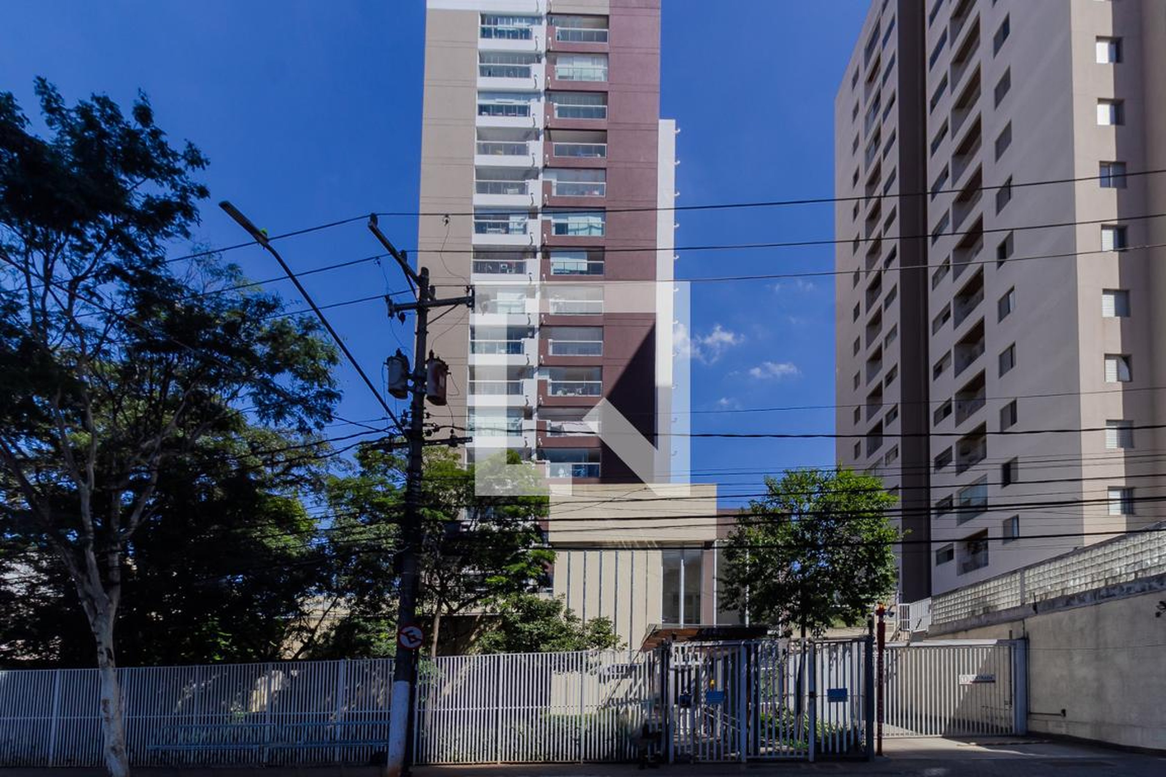 Fachada Residencial Família Vila Ema