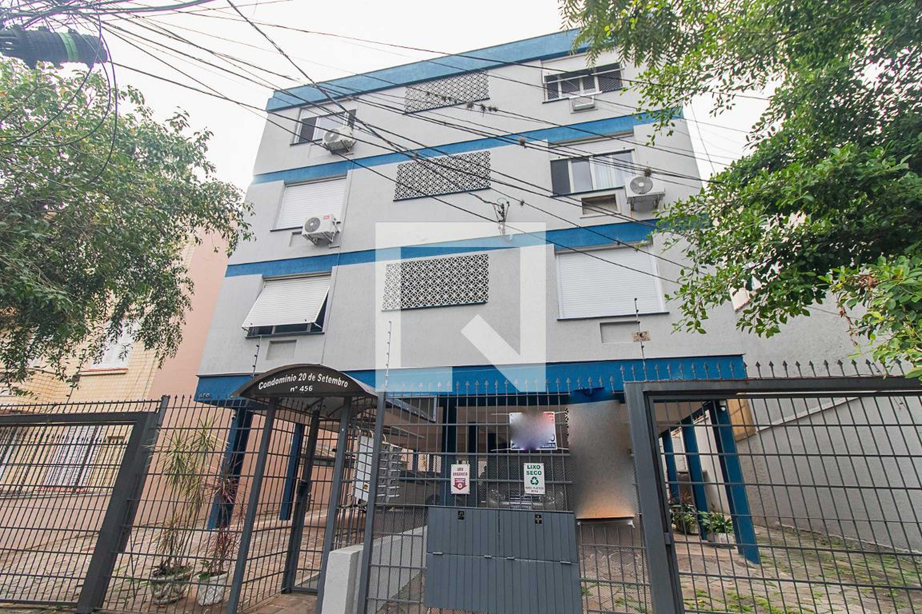 Fachada Condomínio 20 de Setembro