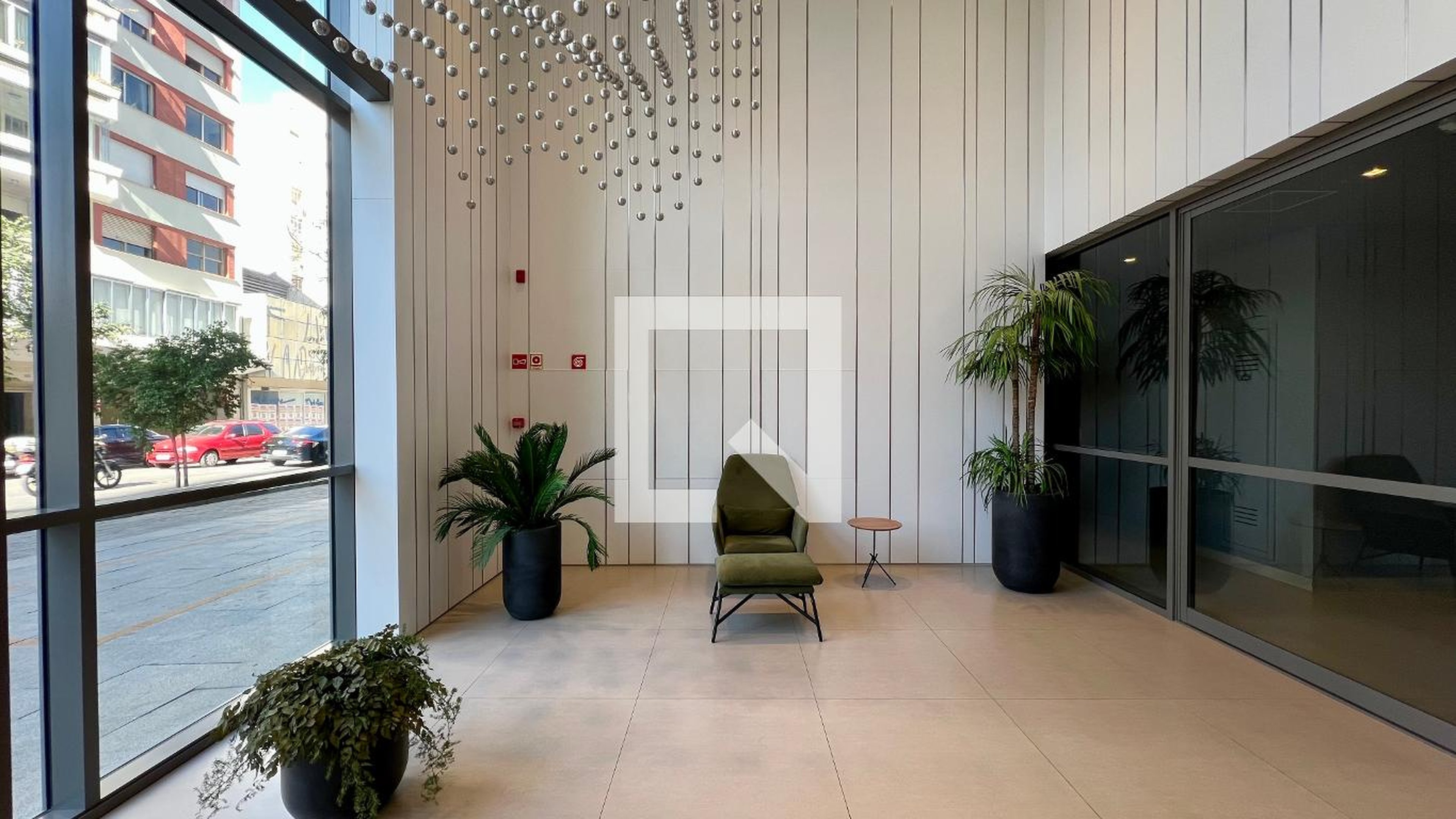 Hall de entrada Condomínio em Rua Augusta, 2850