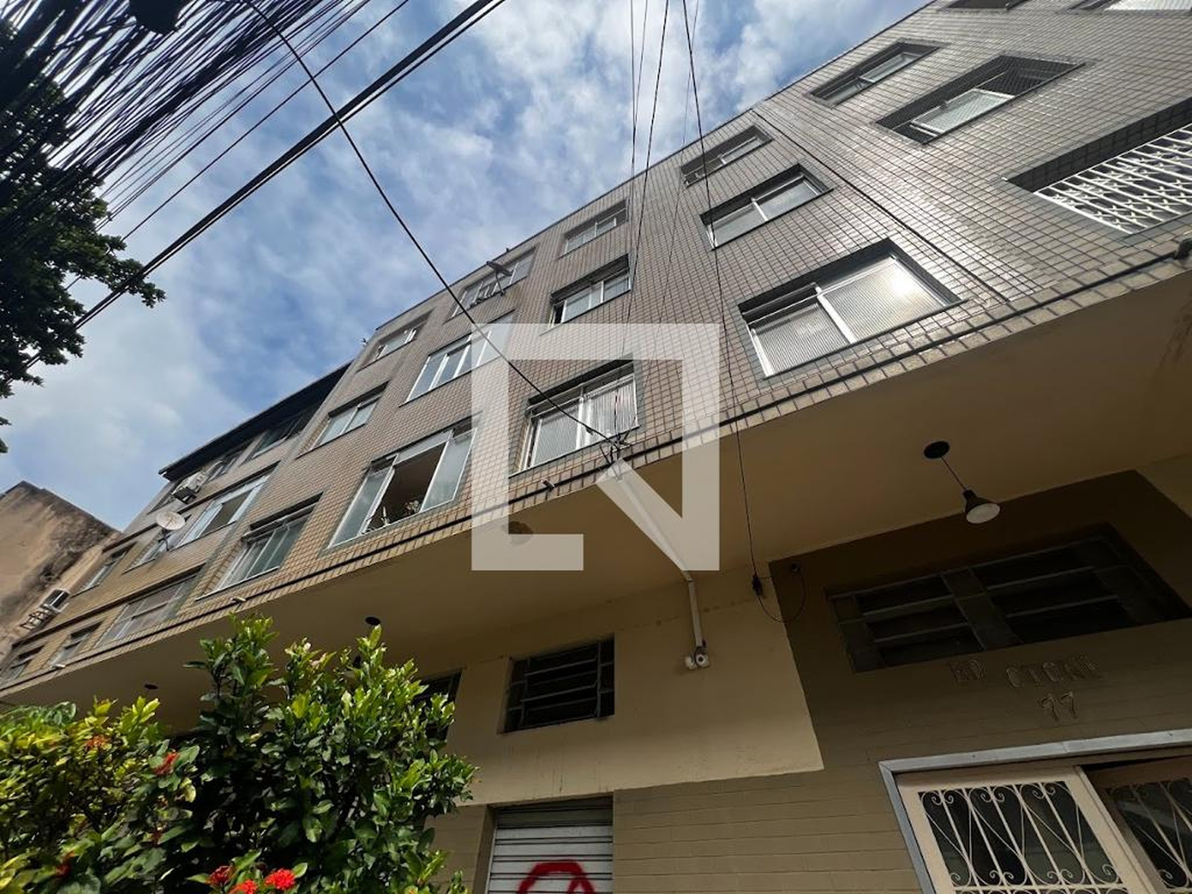 Fachada Condomínio Otoni