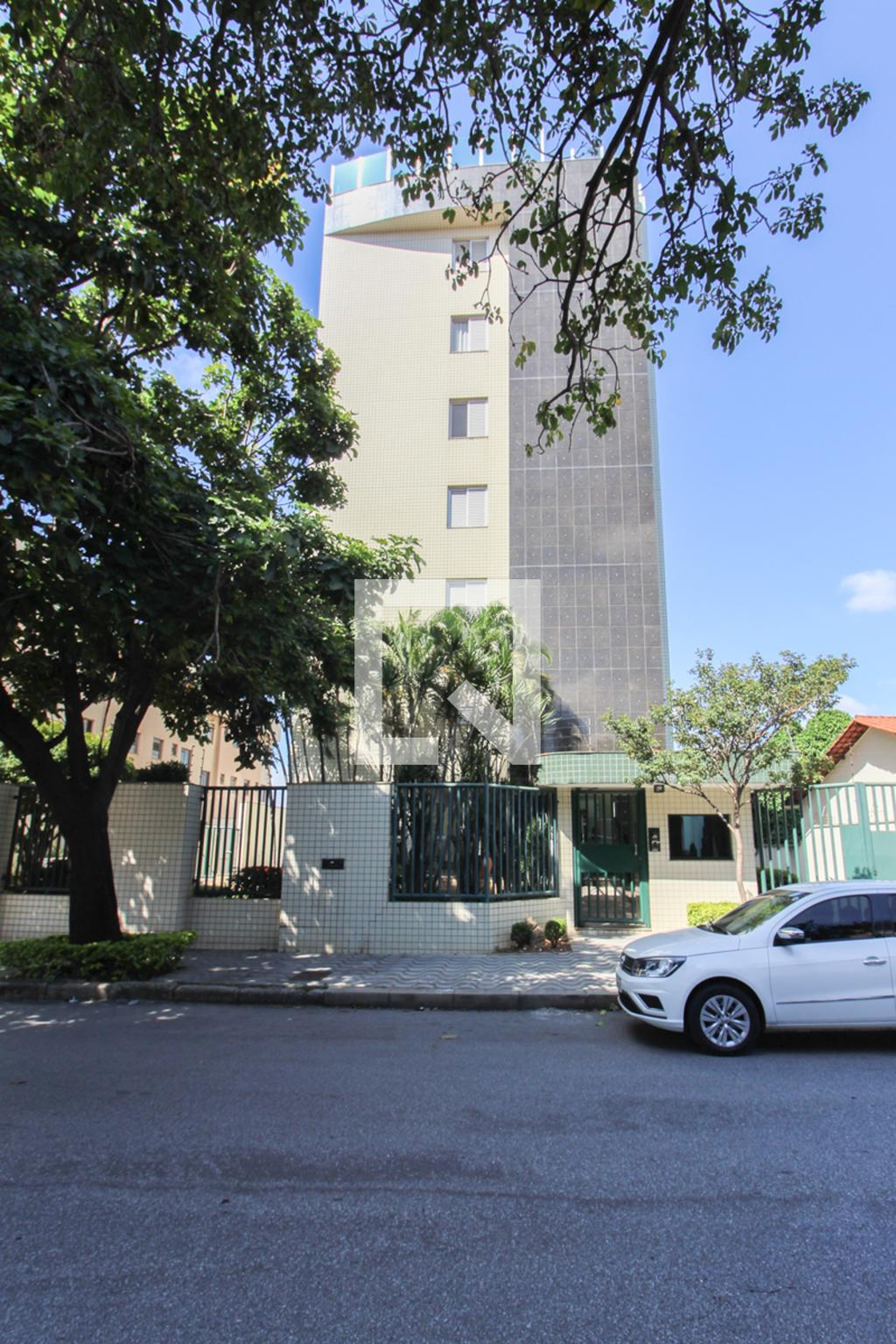 Fachada Condomínio em Rua Coronel José Benjamim, 505