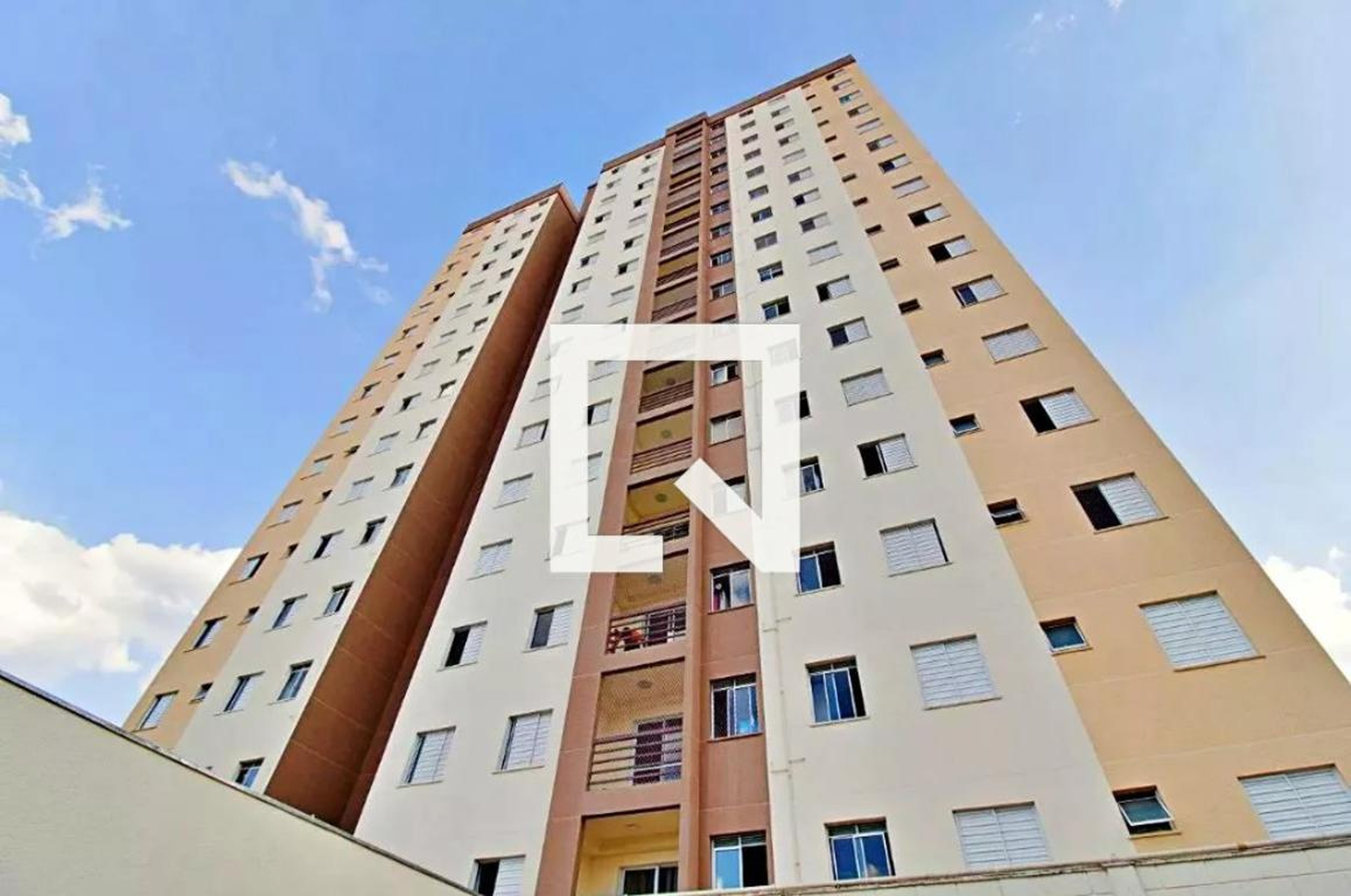 Fachada Condomínio Villaggio Oliveiras