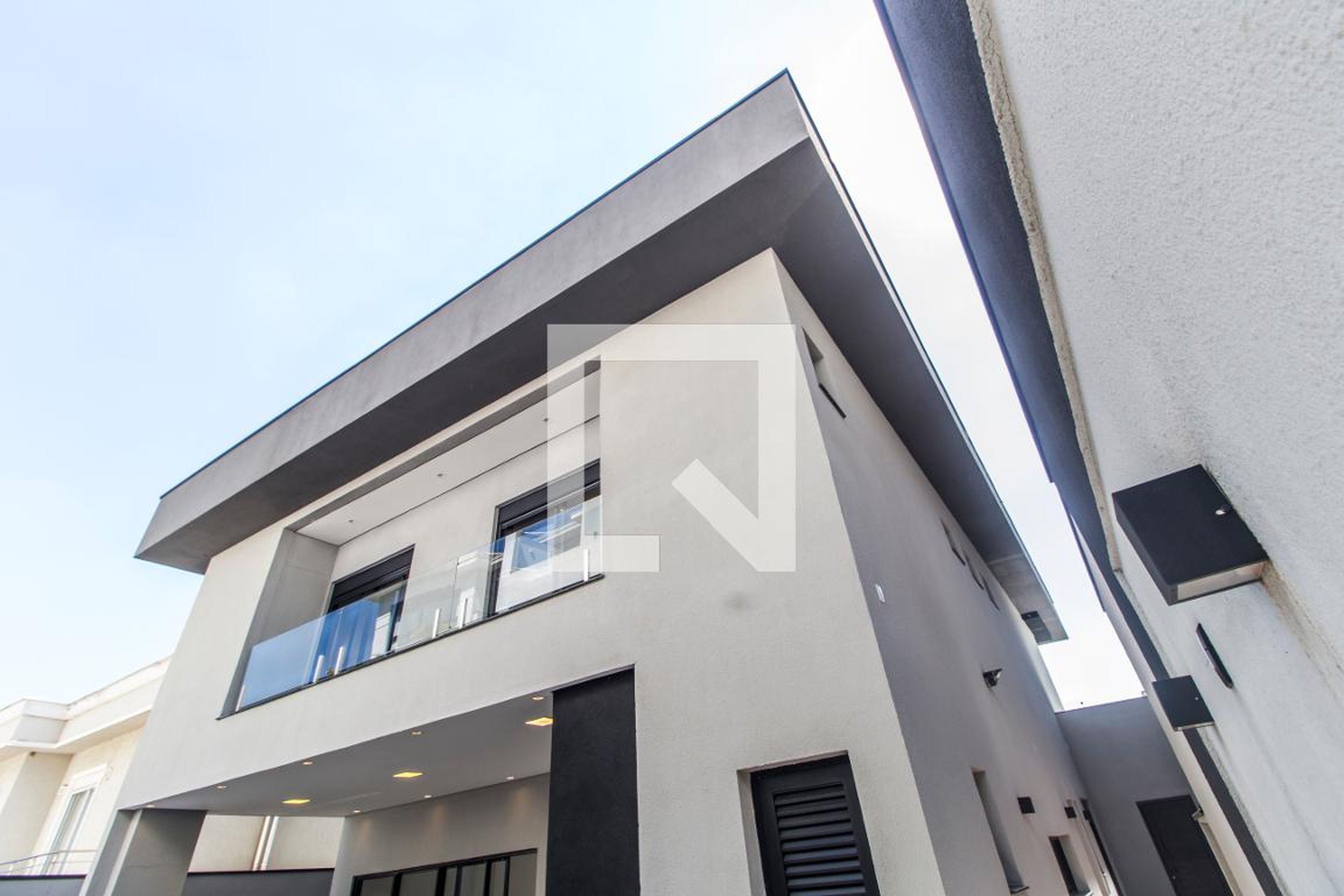 Fachada Residencial Ithaye