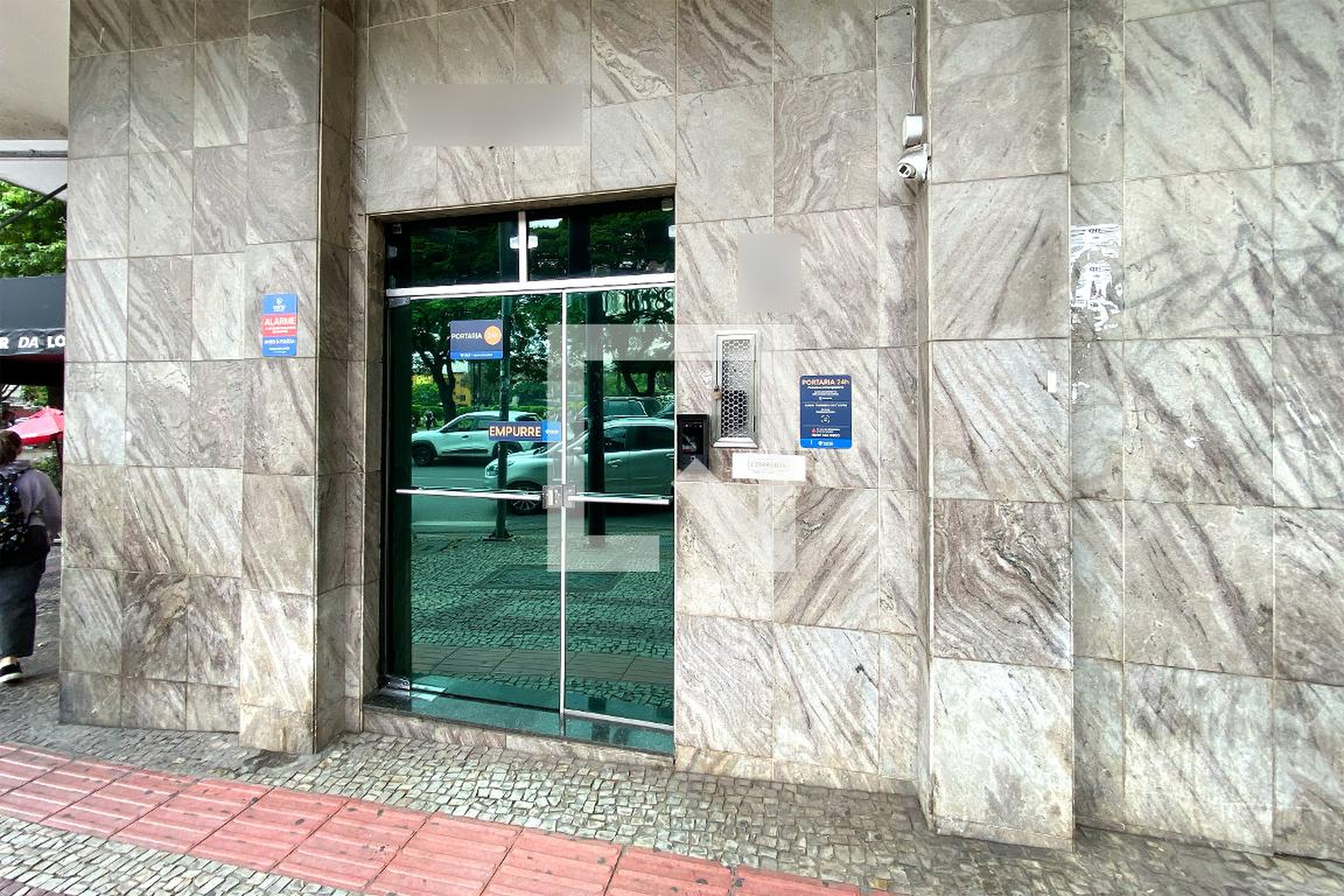 Fachada Condomínio em Praça Raul Soares, 8