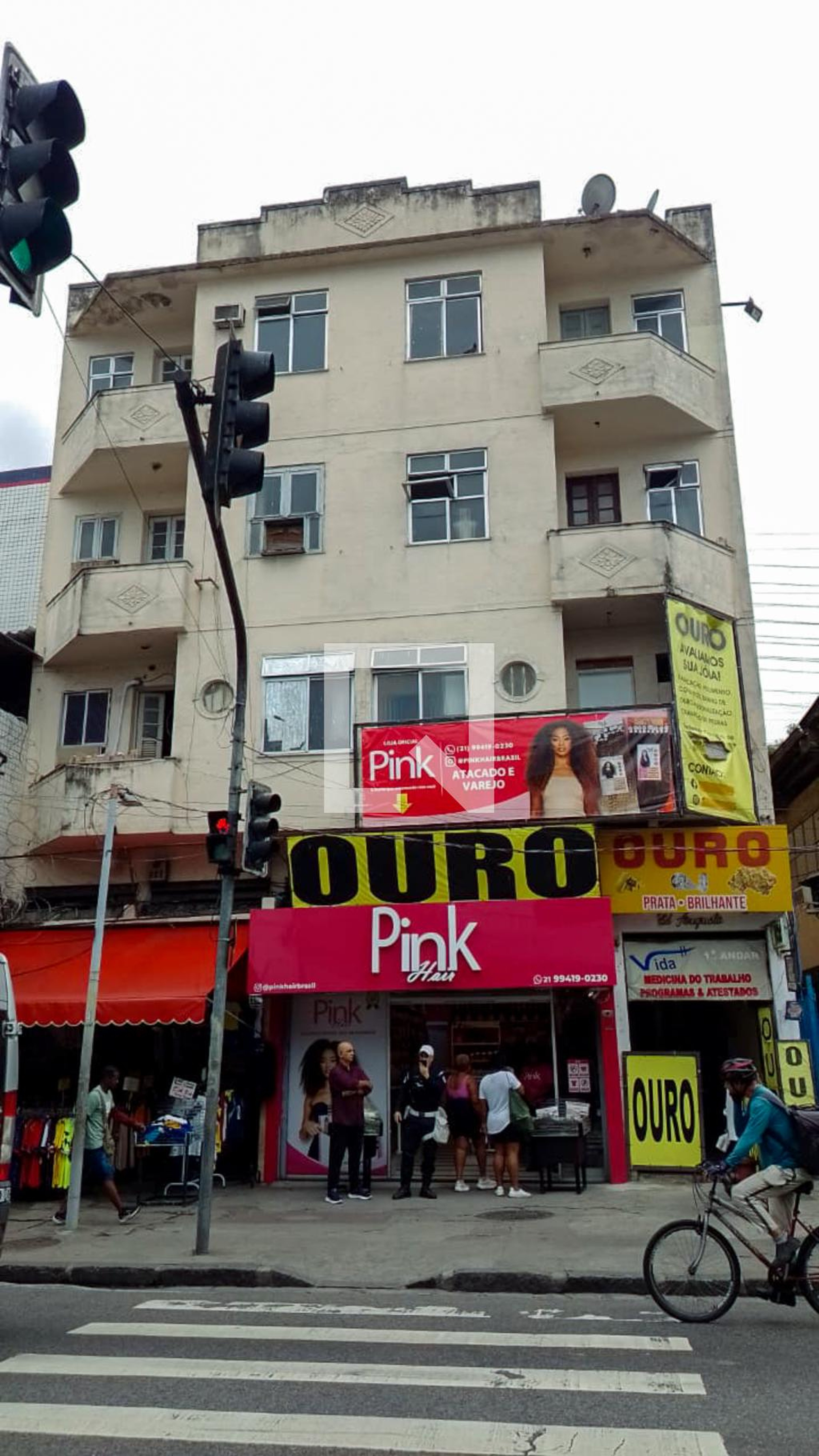 Fachada Condomínio em Rua Carvalho de Souza, 278