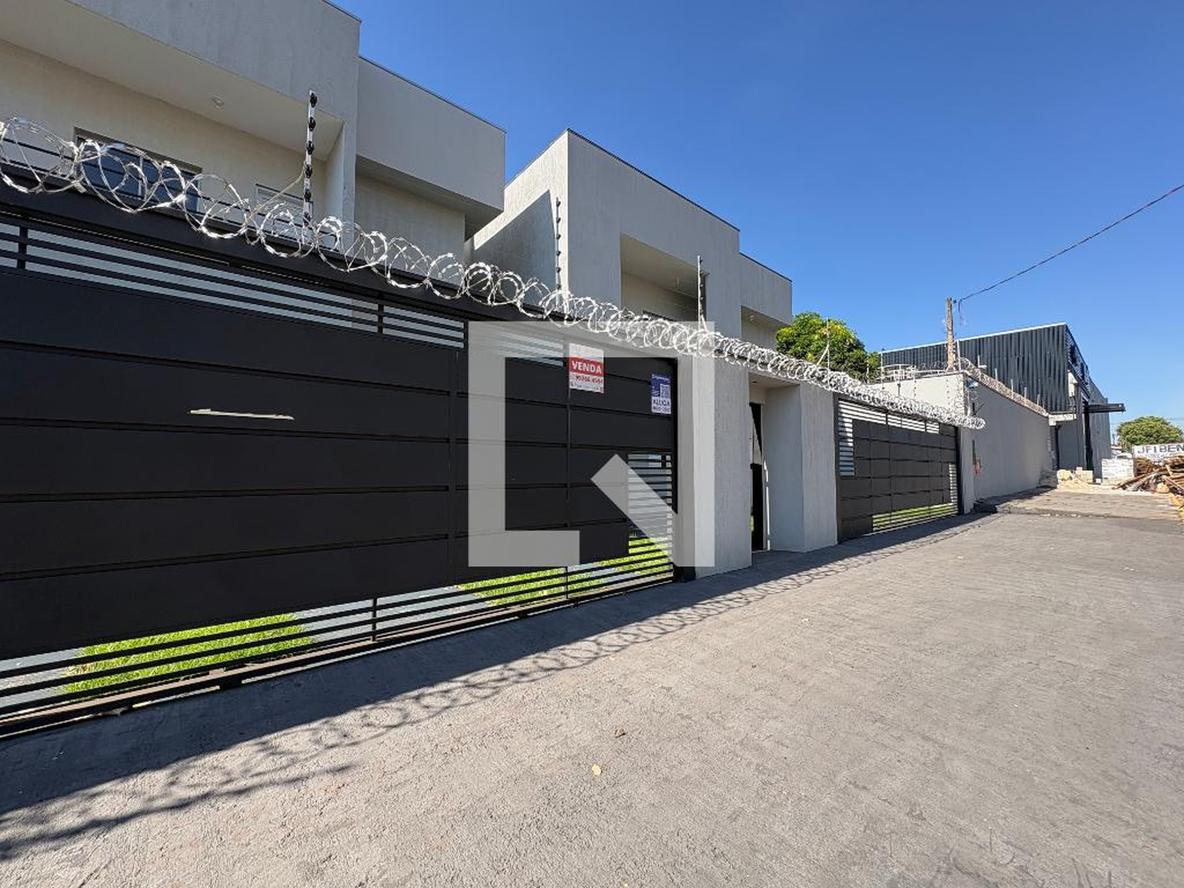 Fachada Condomínio em Rua Francisca Martins, 10