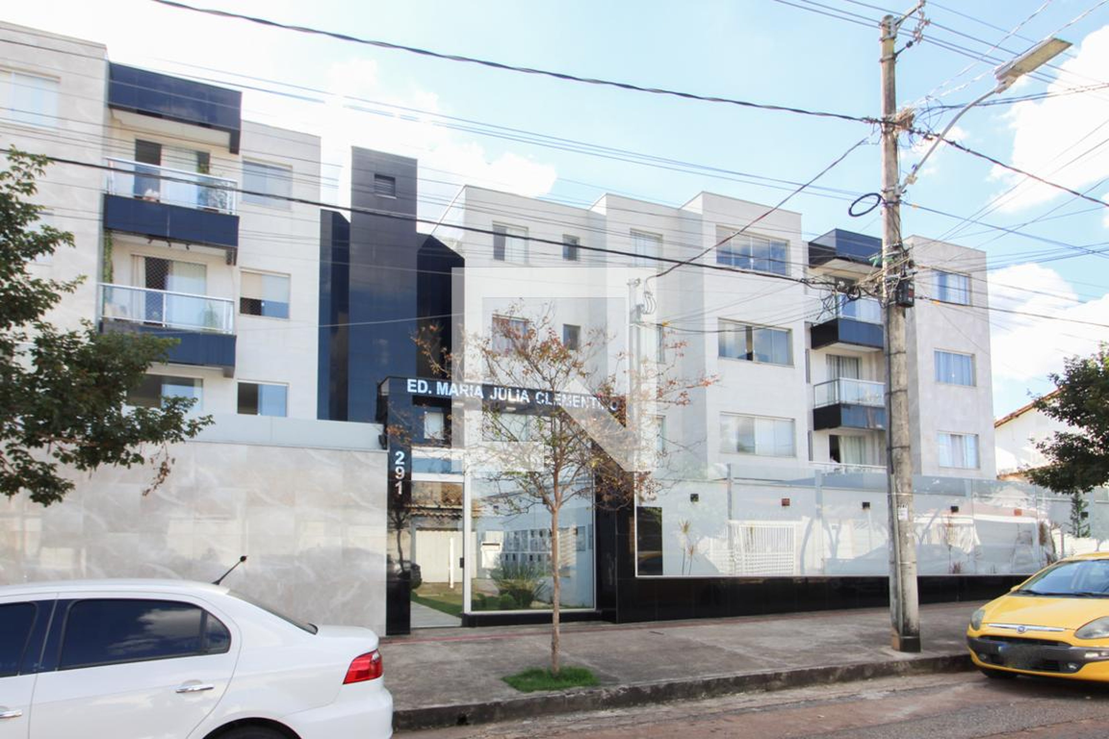 Fachada Condomínio em Rua Augusto Clementino, 291