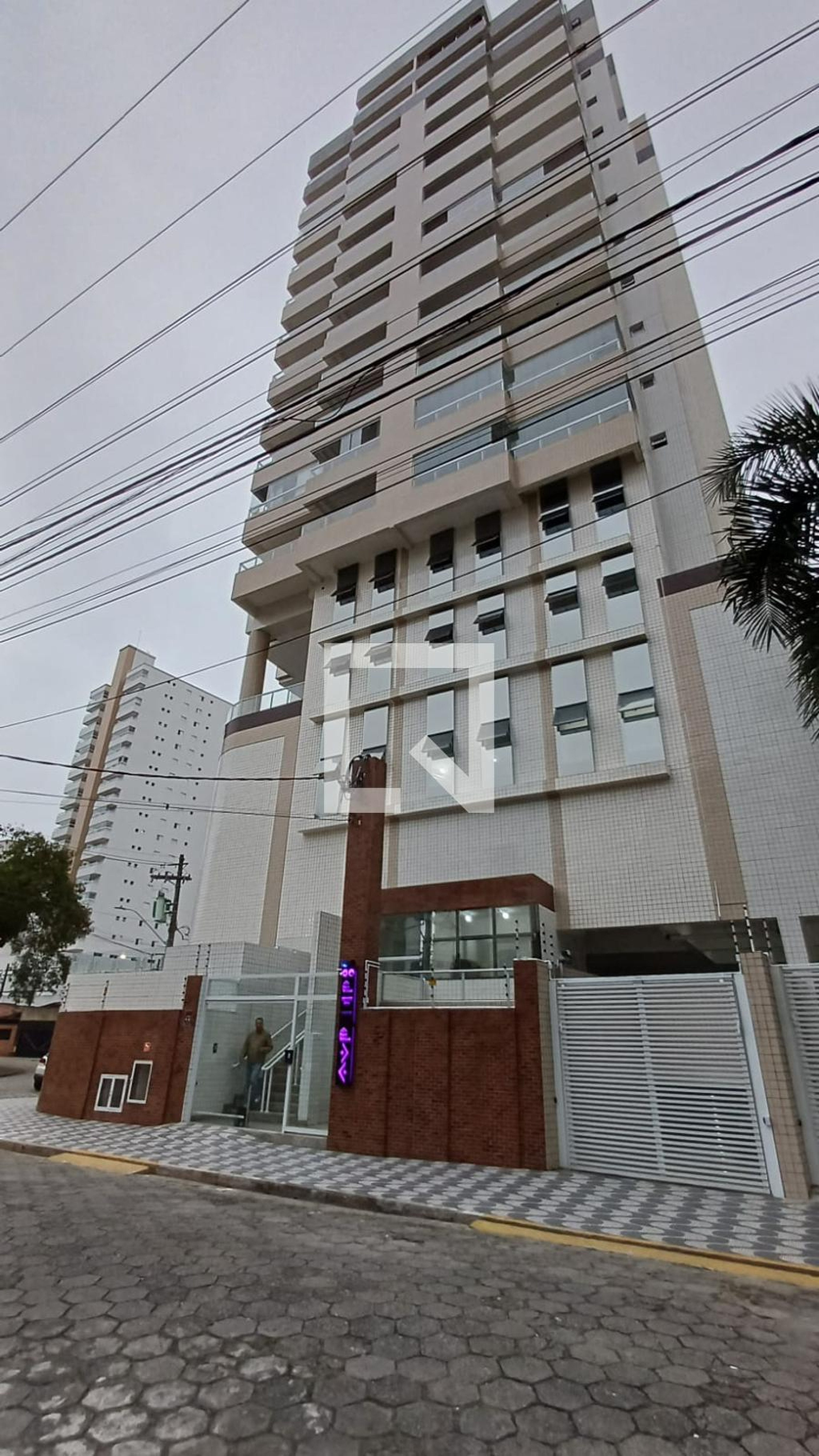 Fachada Condomínio em Rua Bartolomeu Dias, 206