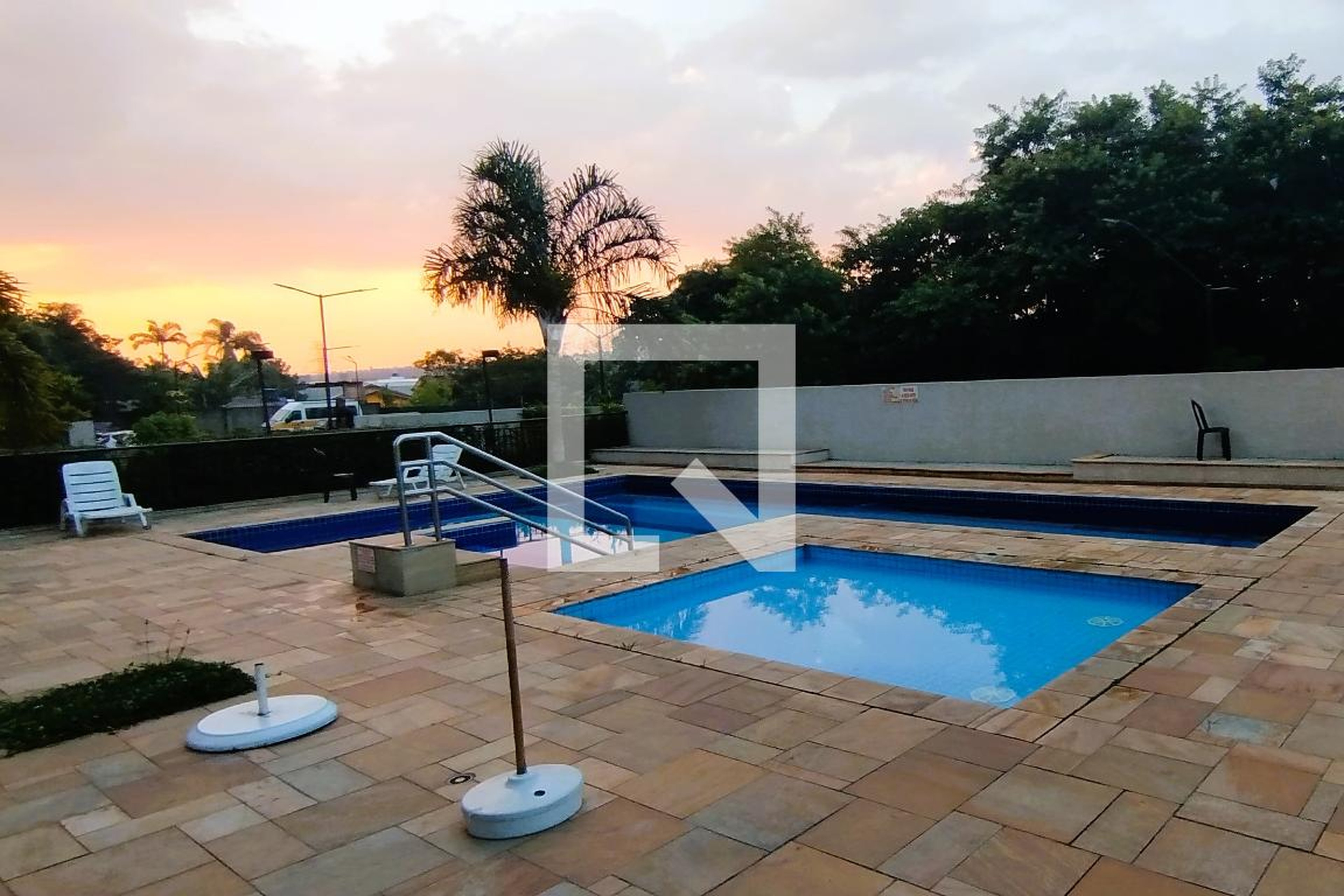 Piscina - Alameda dos Parques