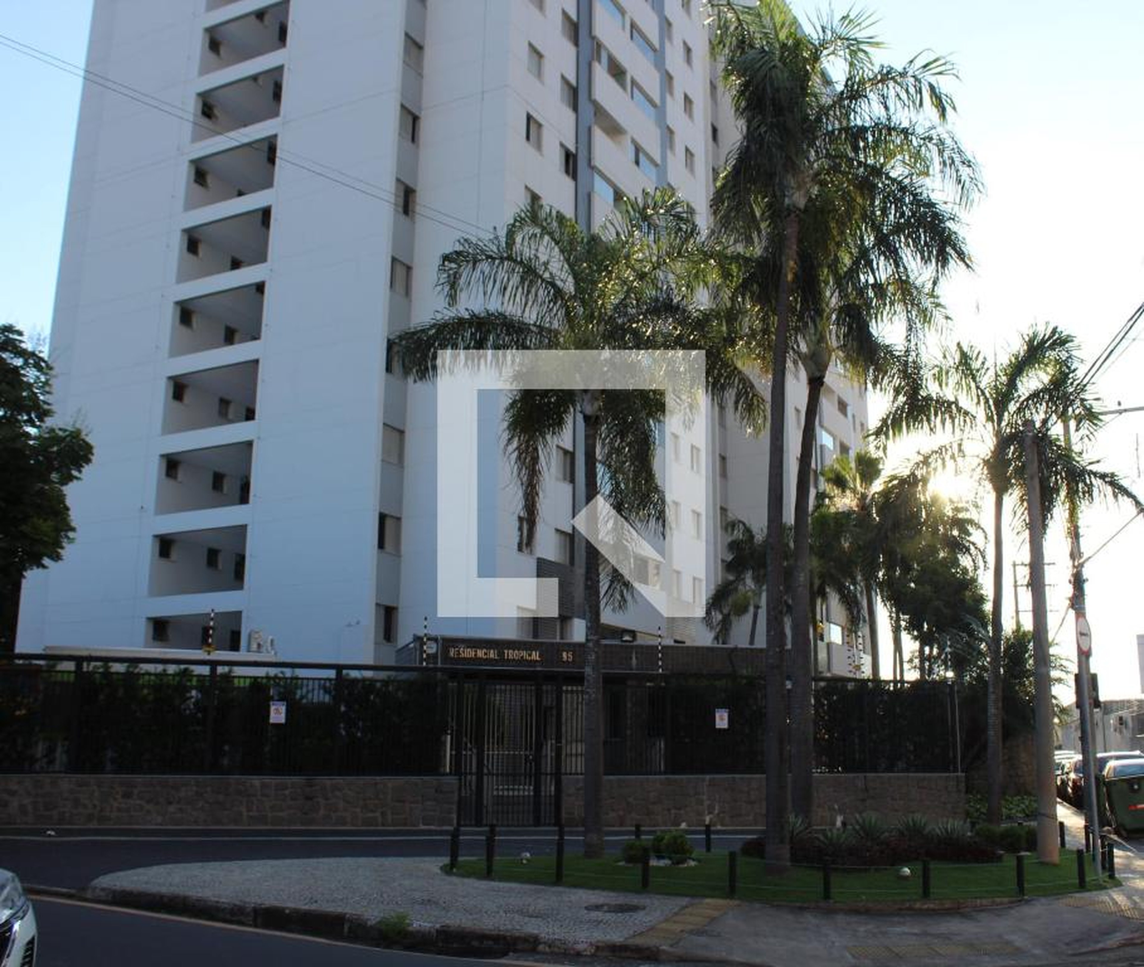Fachada Residencial Tropical