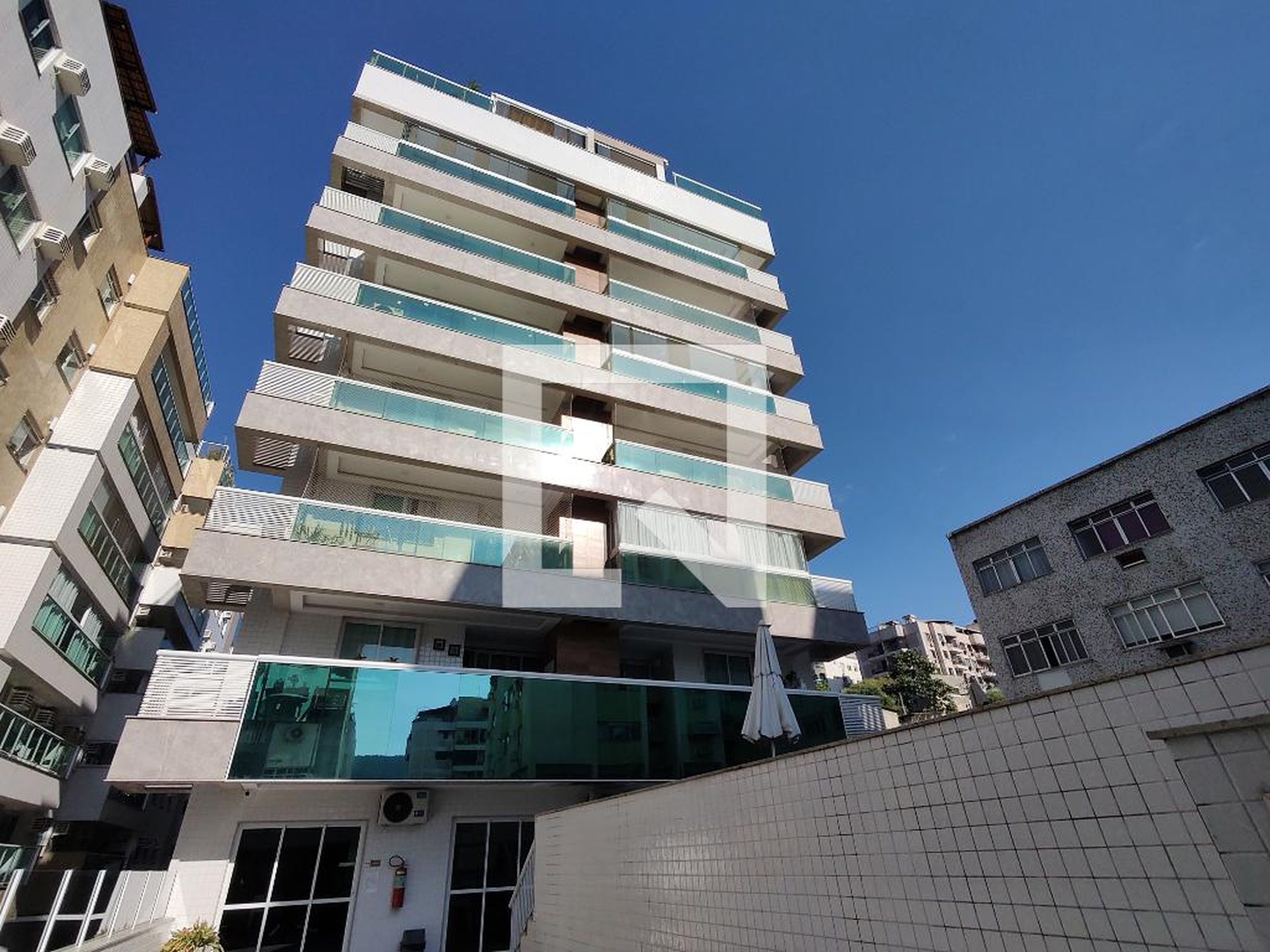 Fachada do Prédio Condomínio Exclusive Residence