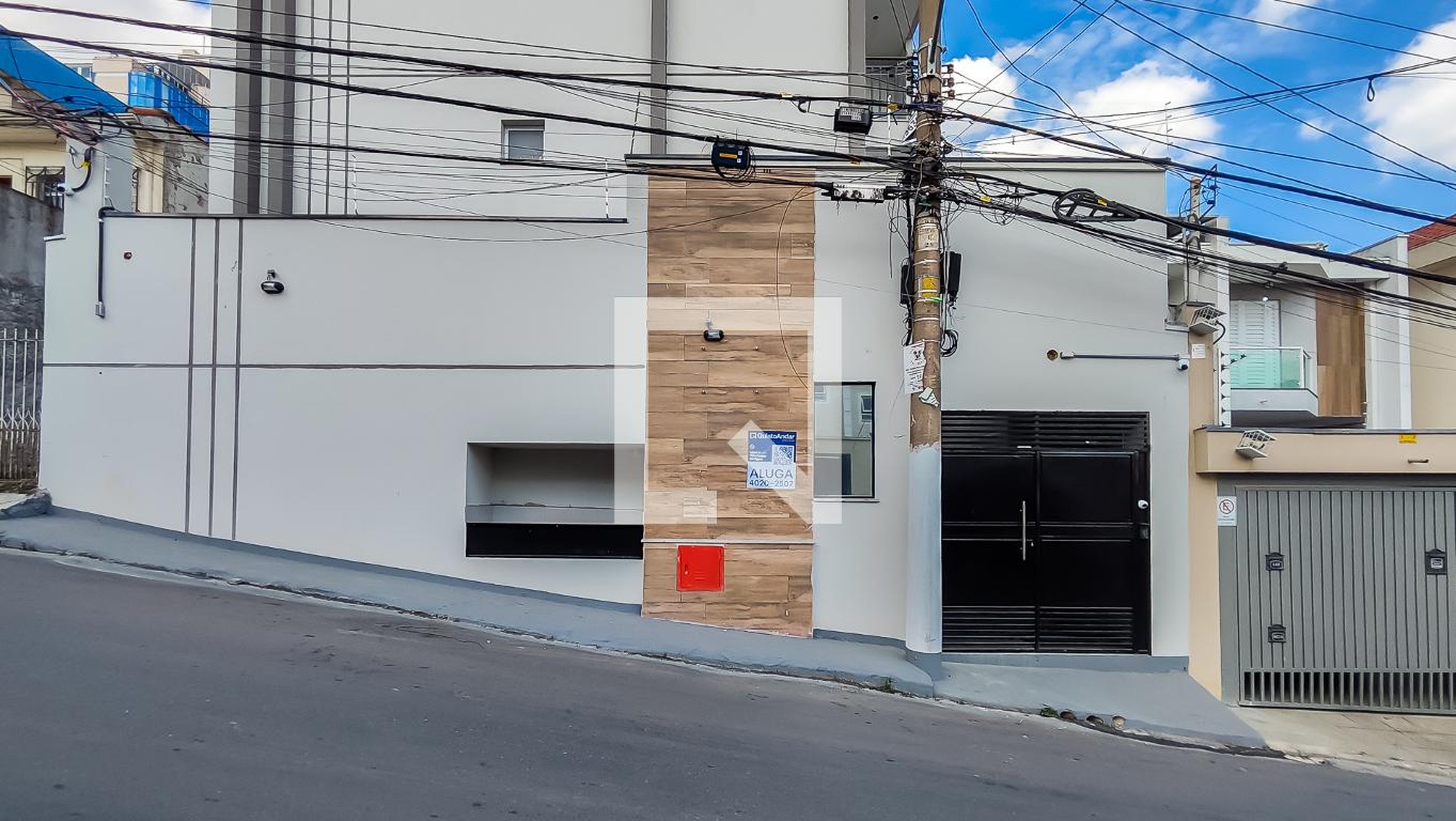 Fachada do Prédio Condomínio em Rua Barudene, 58