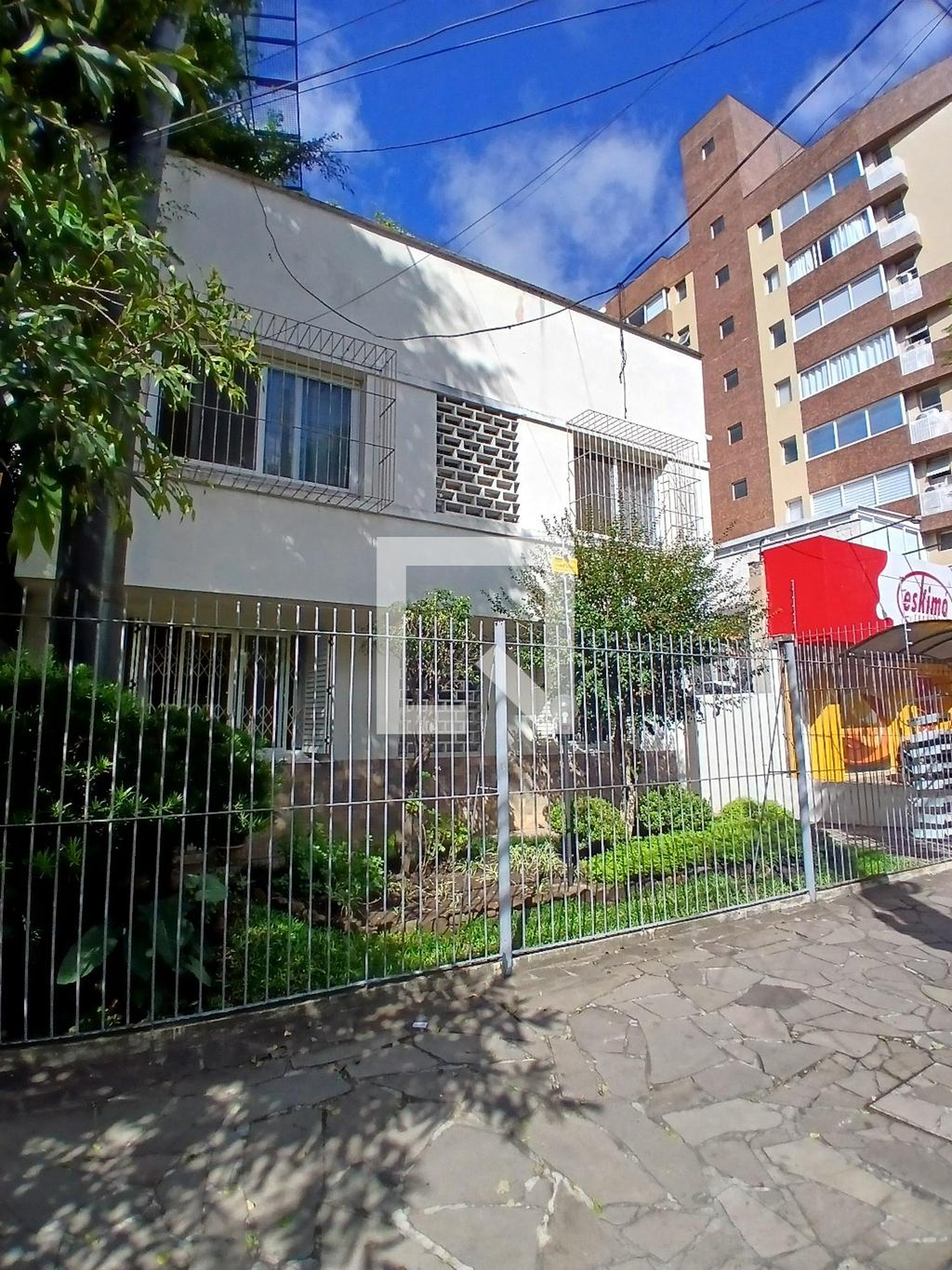 Fachada Condomínio em Rua Mostardeiro, 539