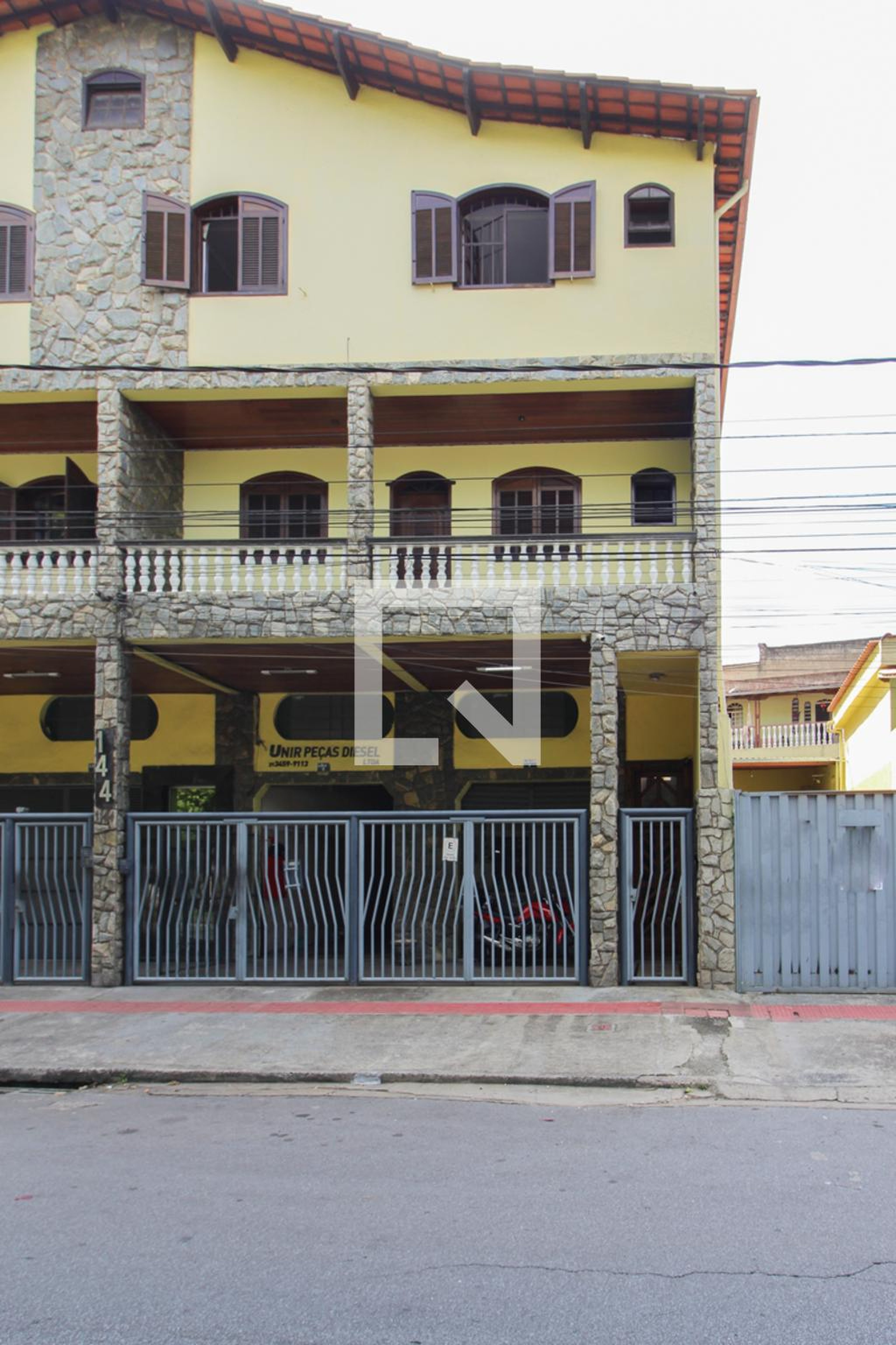 Fachada Condomínio em Avenida Elías Antônio Issa, 144