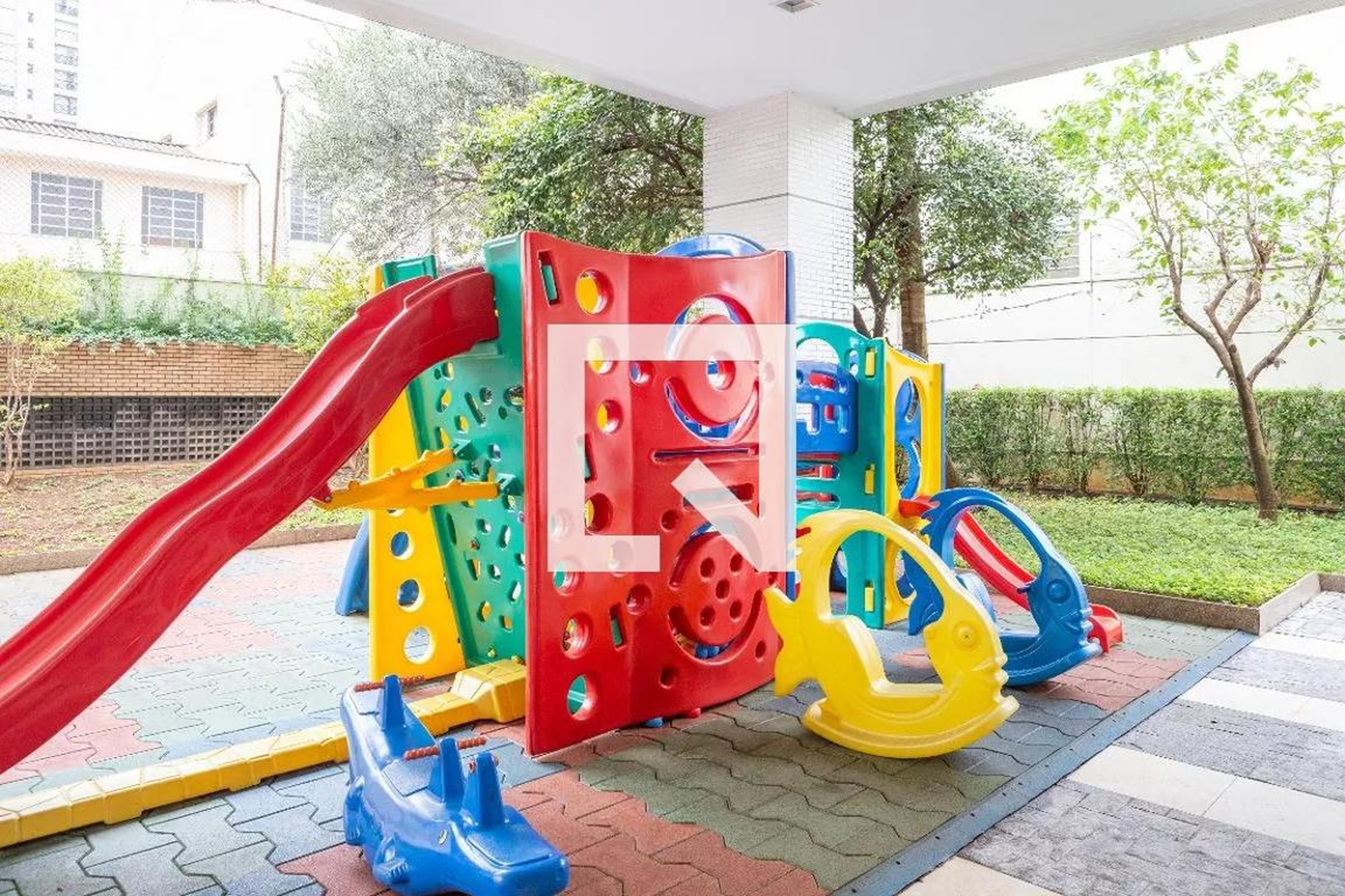 Playground - Avance Vila Romana
