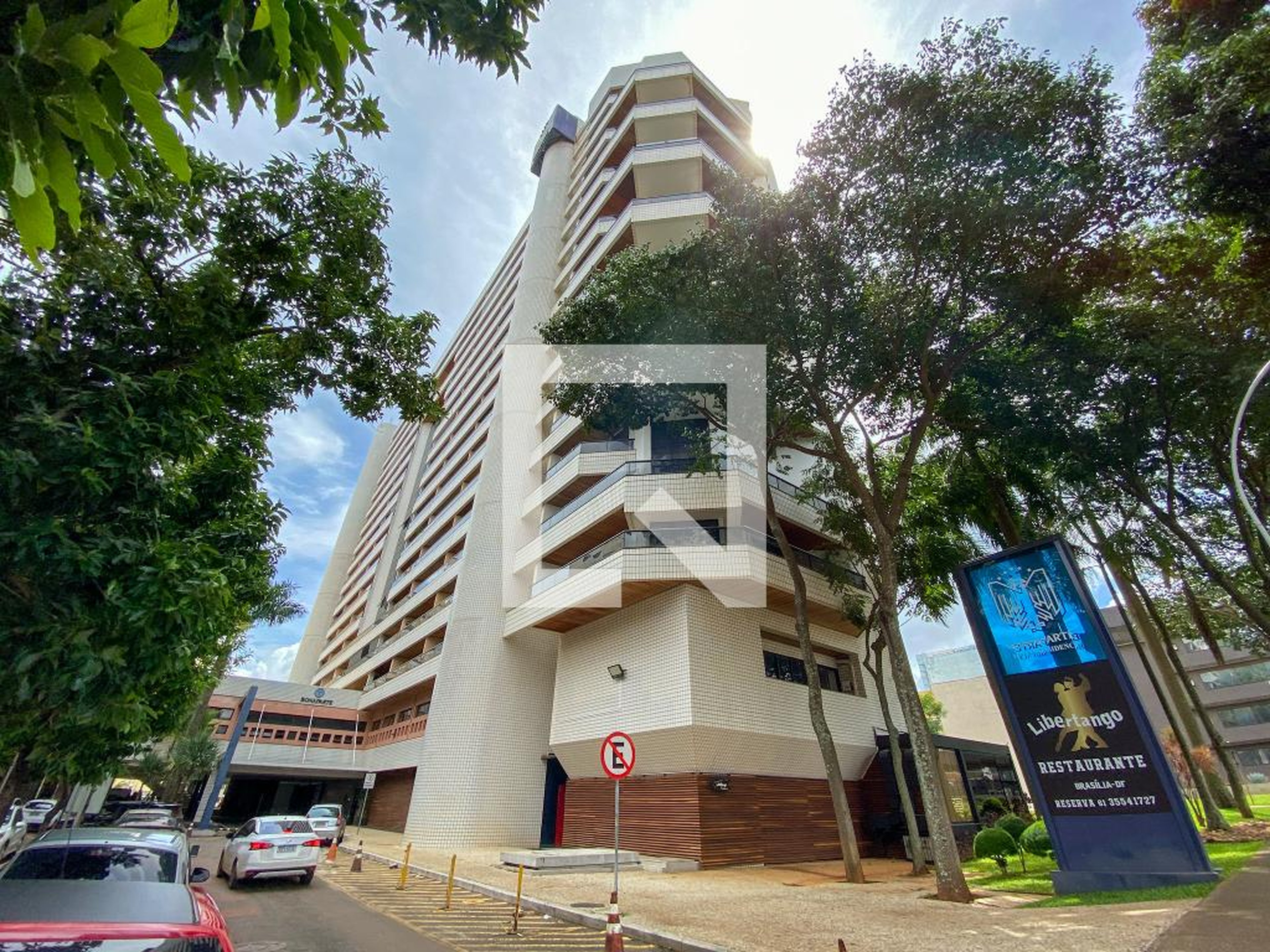 Fachada Condomínio em SHS Quadra 2 Bloco J, 2