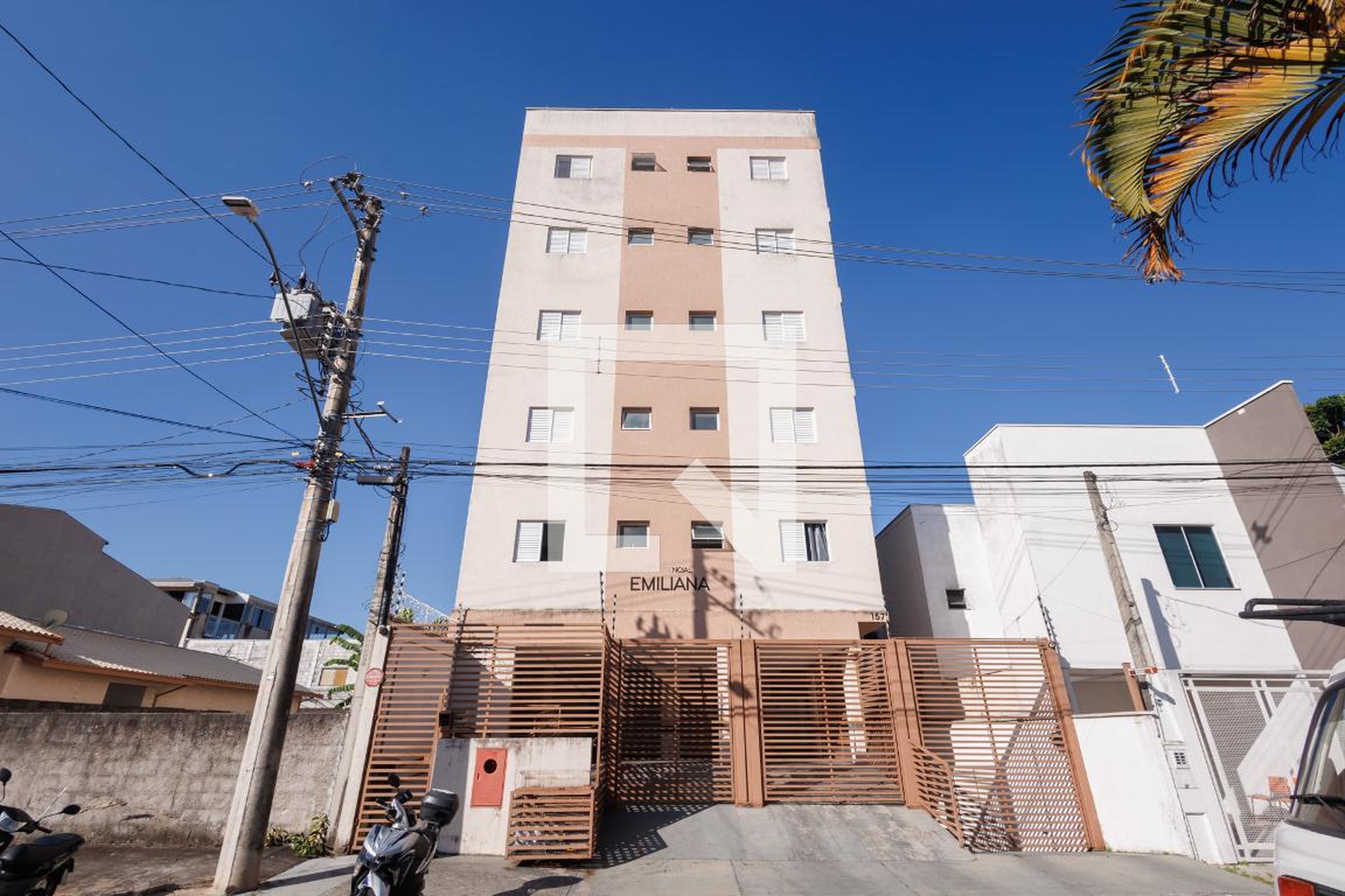 Fachada do Prédio Condomínio em Avenida Clibas de Alvarenga, 157