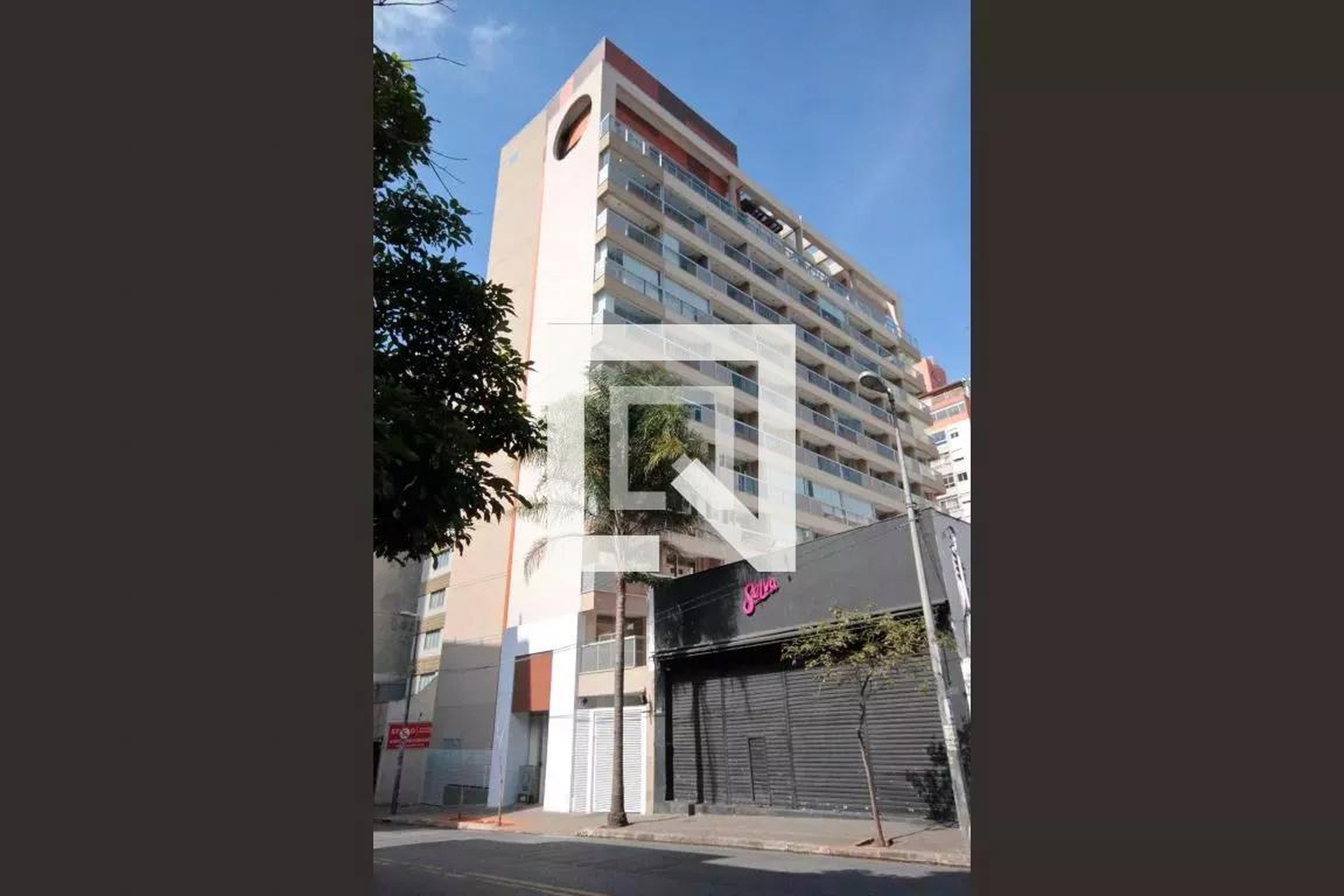 Fachada Condomínio em Rua Augusta, 745