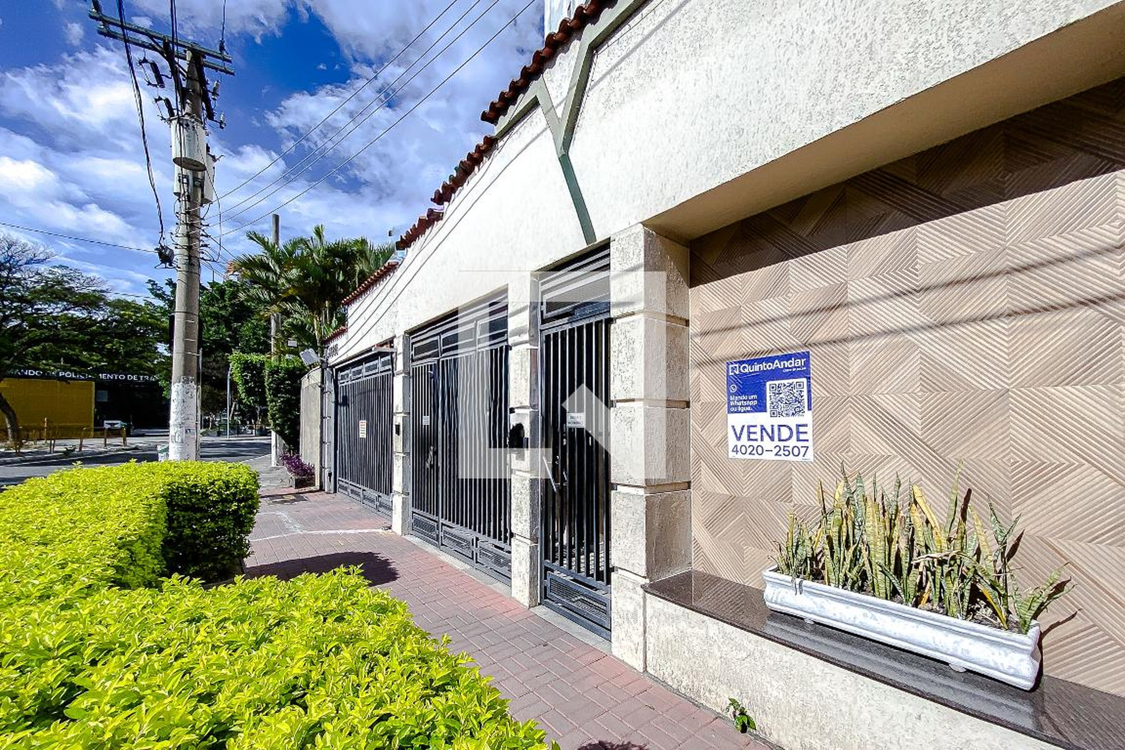 Fachada Condomínio Villa Reale