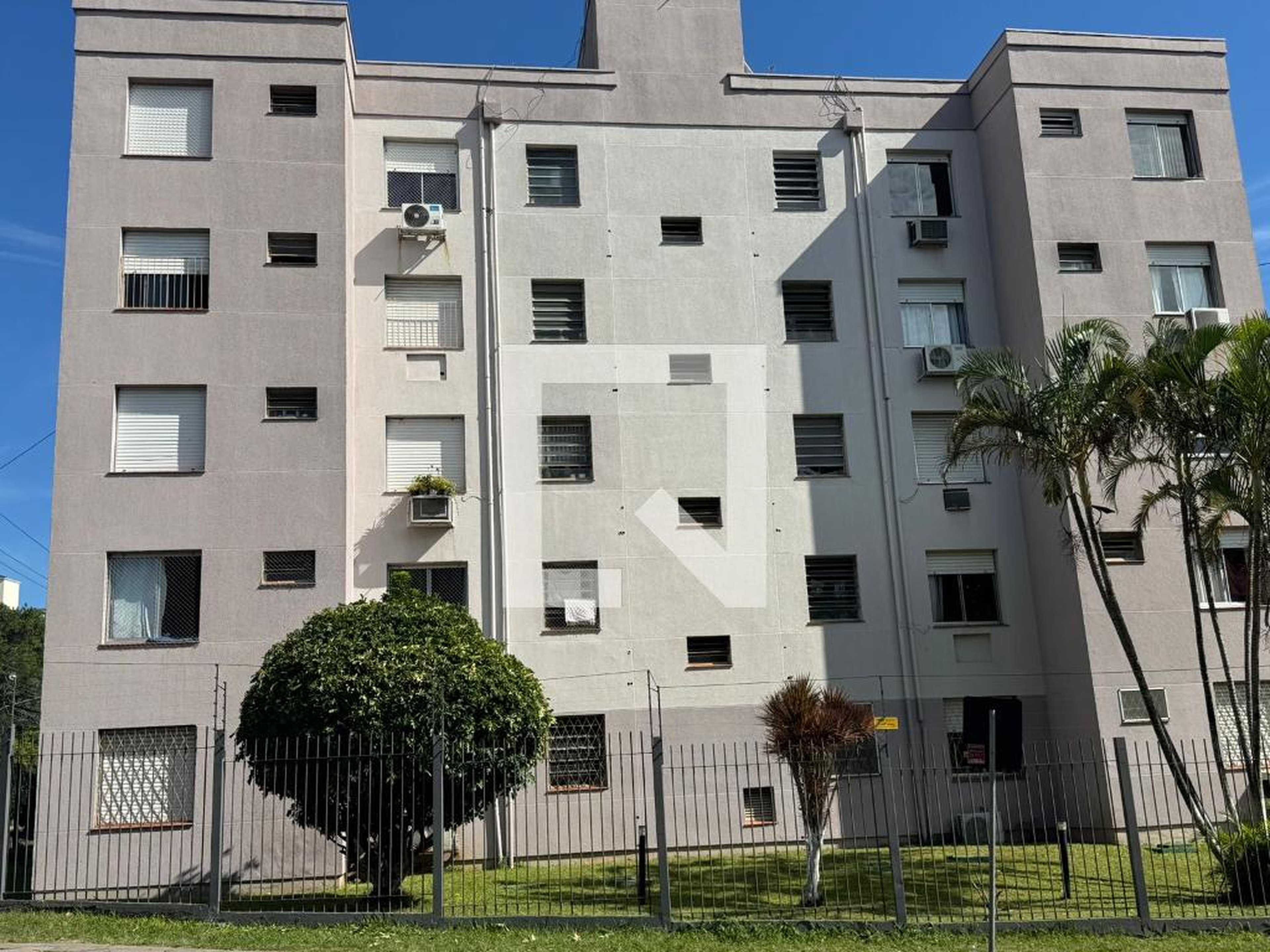 Fachada Condomínio Empreendimento Piratini II