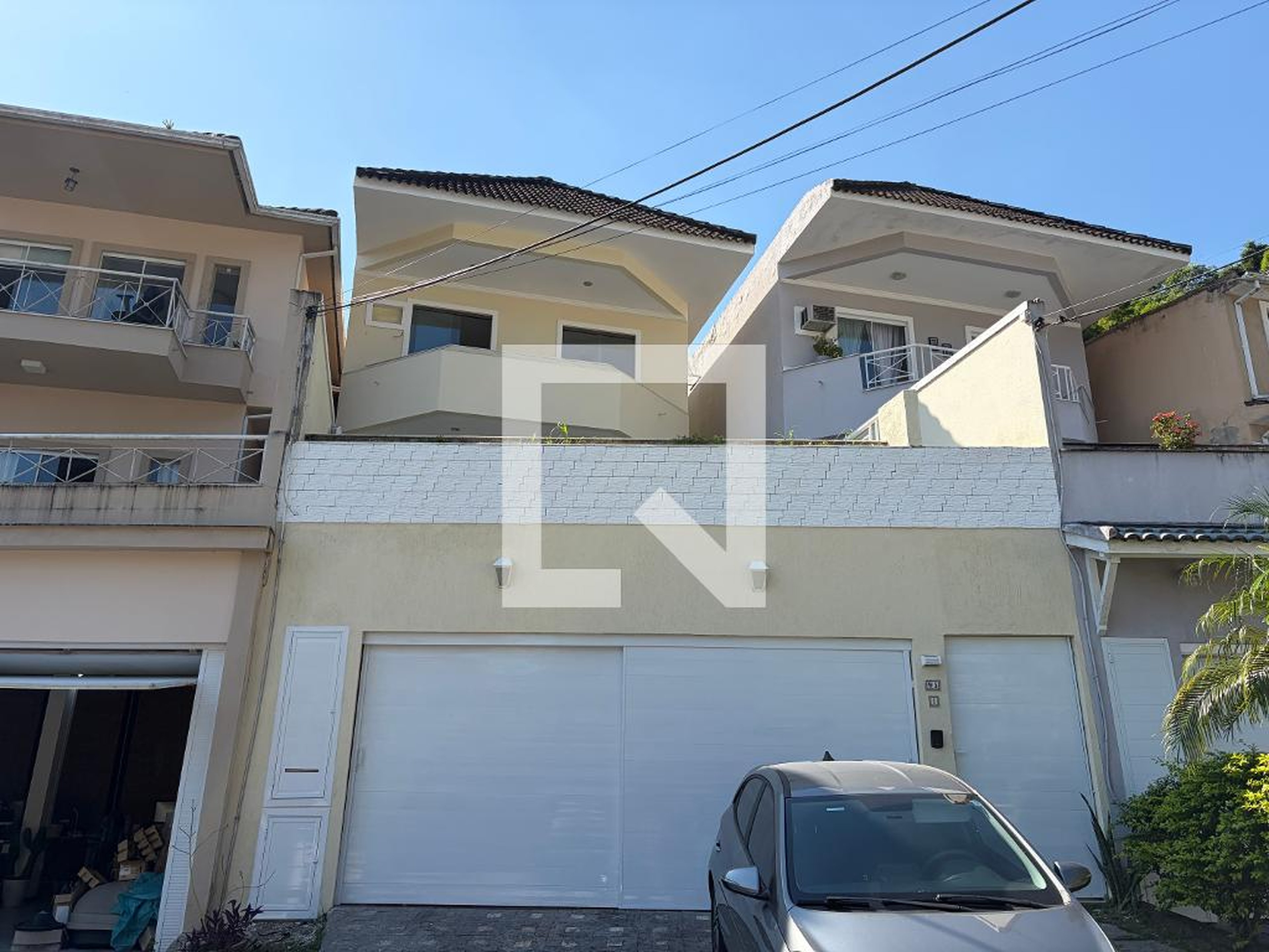 Fachada Condomínio em Rua Aricurana, 95